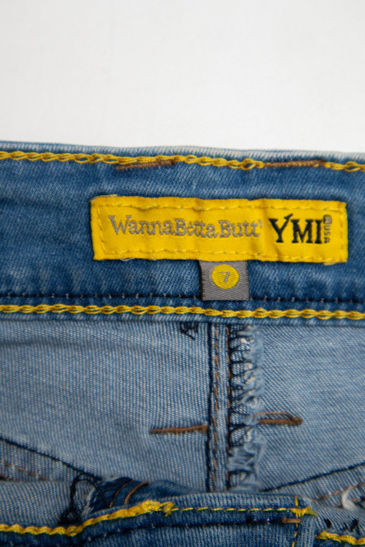 #080 Ymi Denim Shorts Blue | c. 203 | Size 6