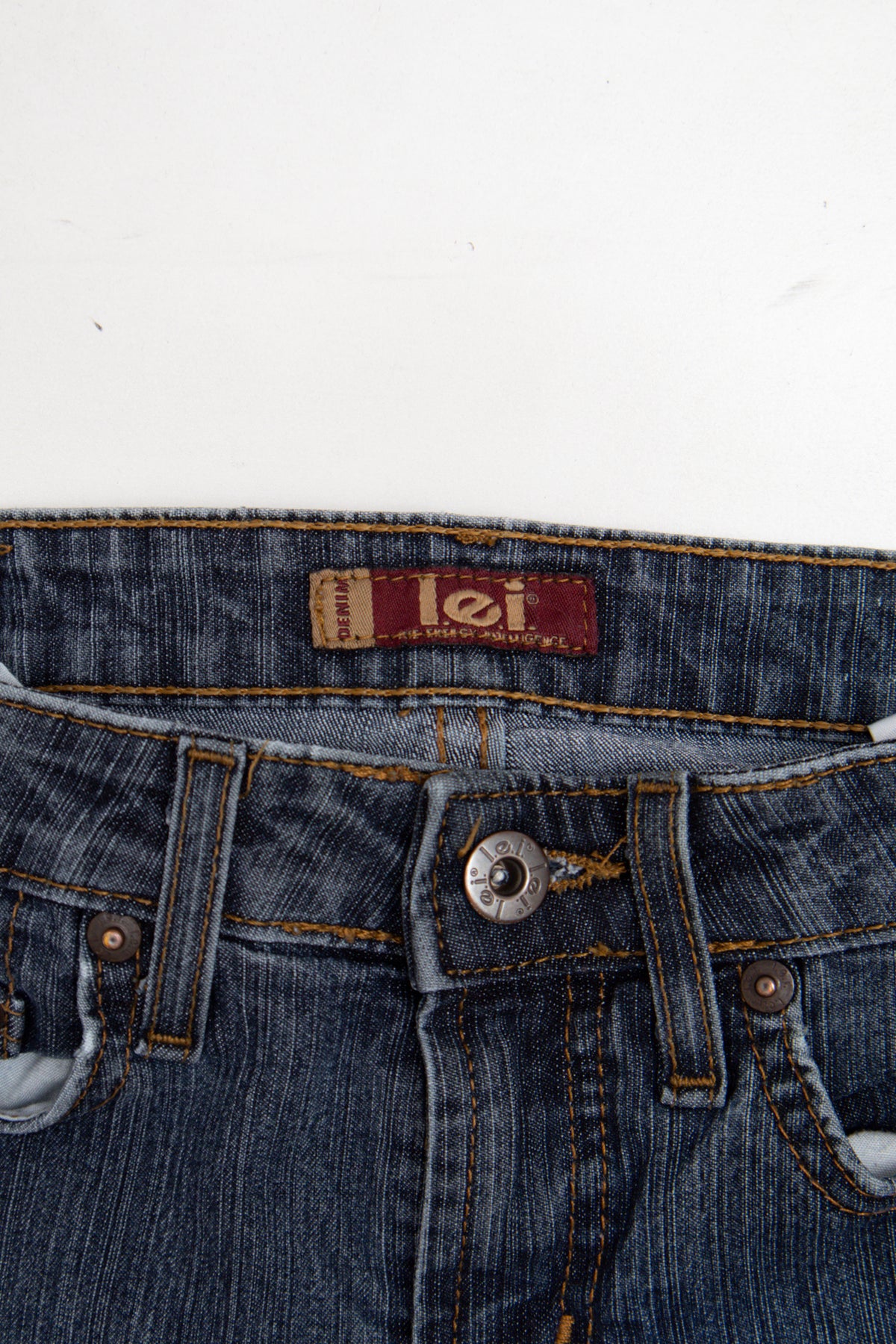 #121 Levi's Jeans Blue | c. 209 | Size 6