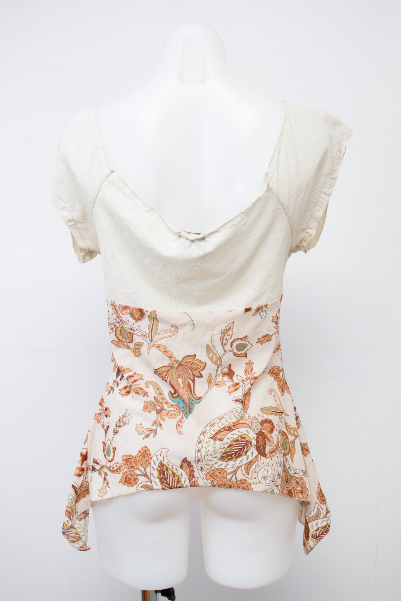 #053 De Coden Camisole Top White | c. 207 | Size 8