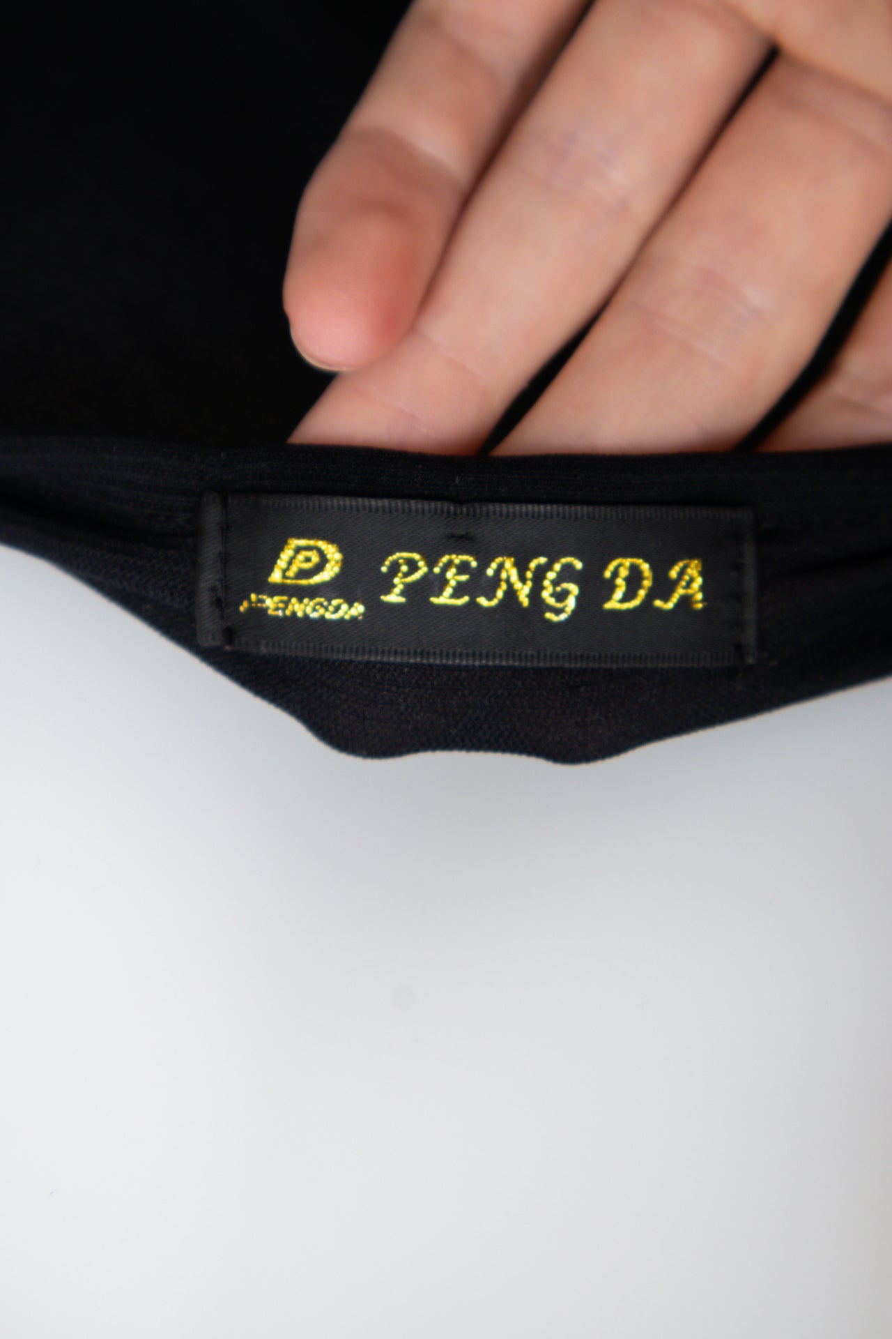 #94 Peng Da Camisole Top Black | c. 194 | Size 6/8