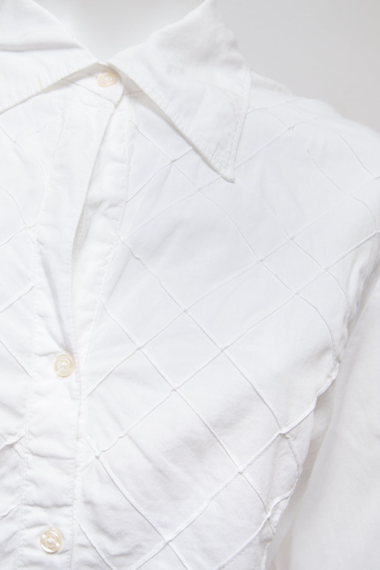 #42 White Stag T-shirt White | c. 189 | Size 12