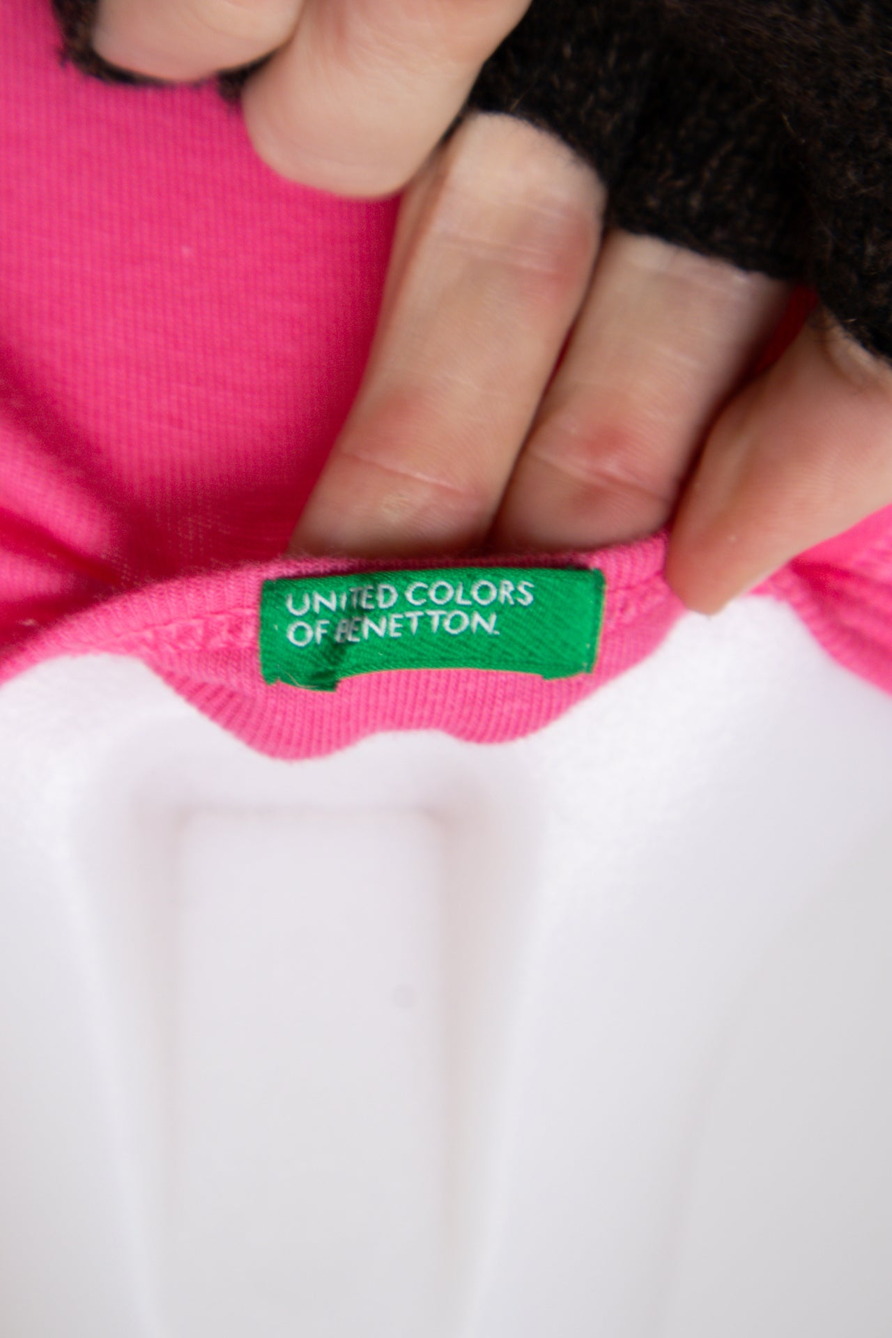 #207 United Colors Of Benetton T-shirt Pink | c. 203 | Size 6