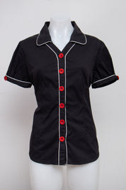 #047 Cato Short Sleeve Black | c. 213 | Size 8