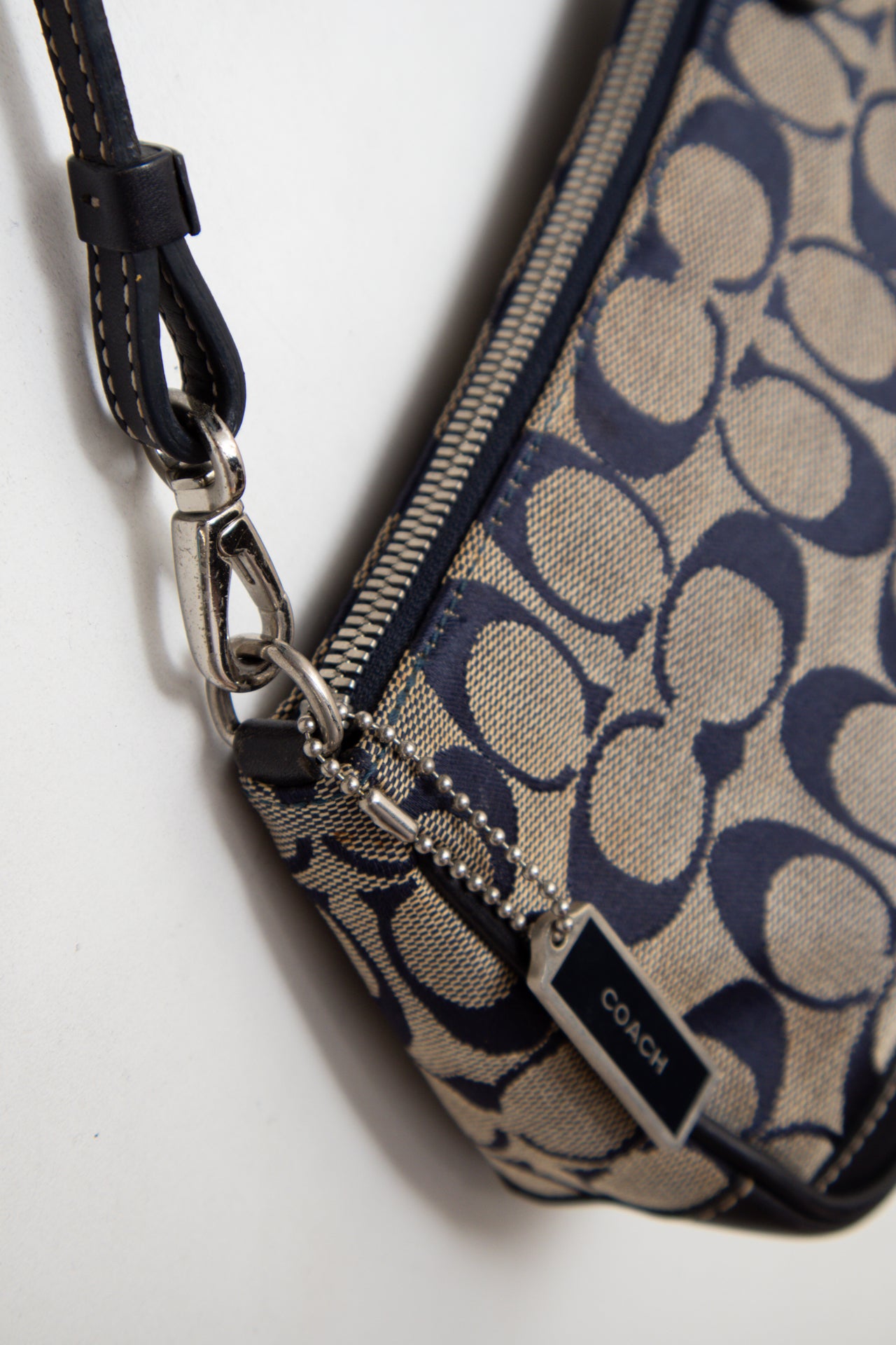 #166 Coach Shoulder Bag Blue | c. 187 | Size