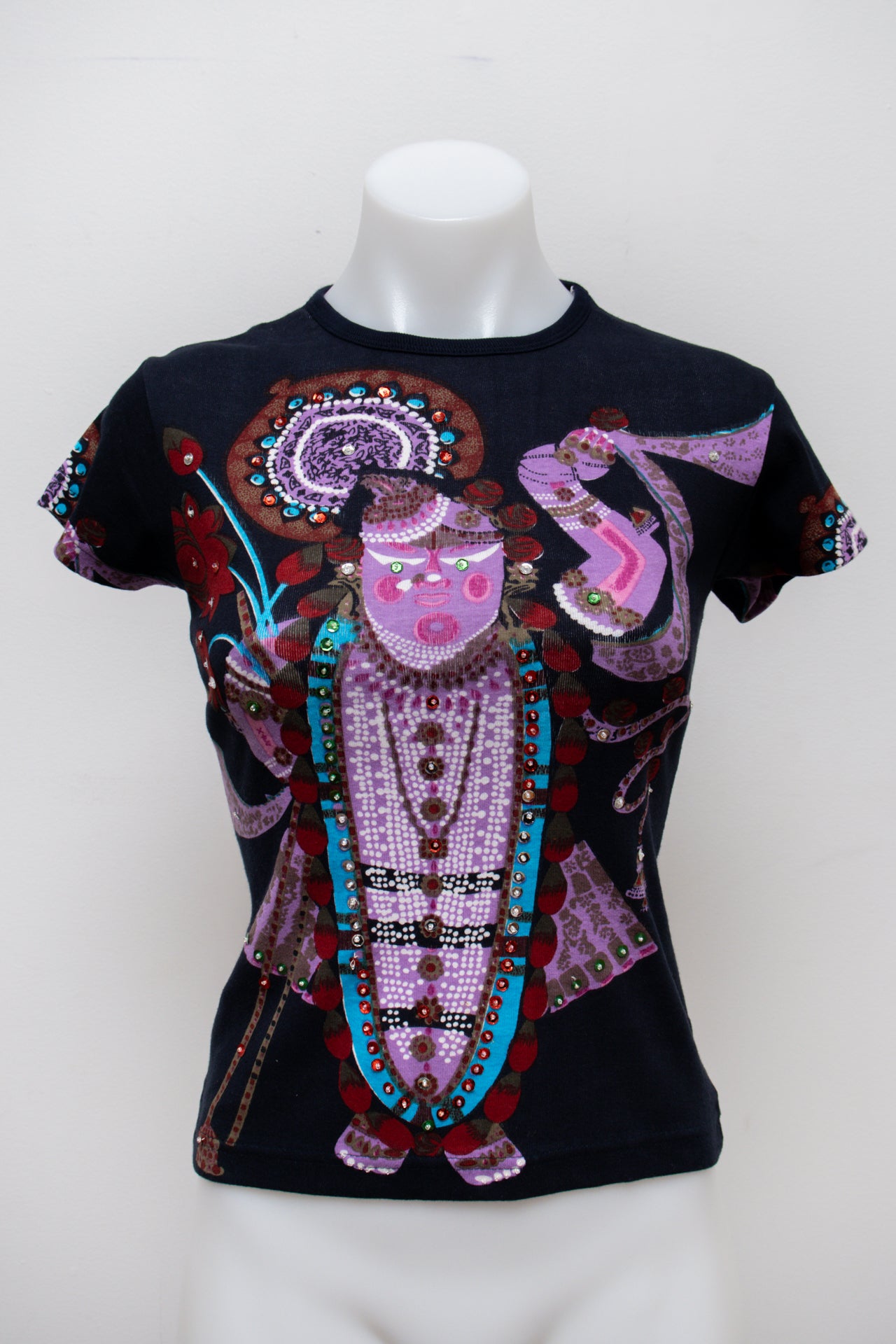 #05 Ghungroo T-shirt Black | c. 191 | Size 8/10