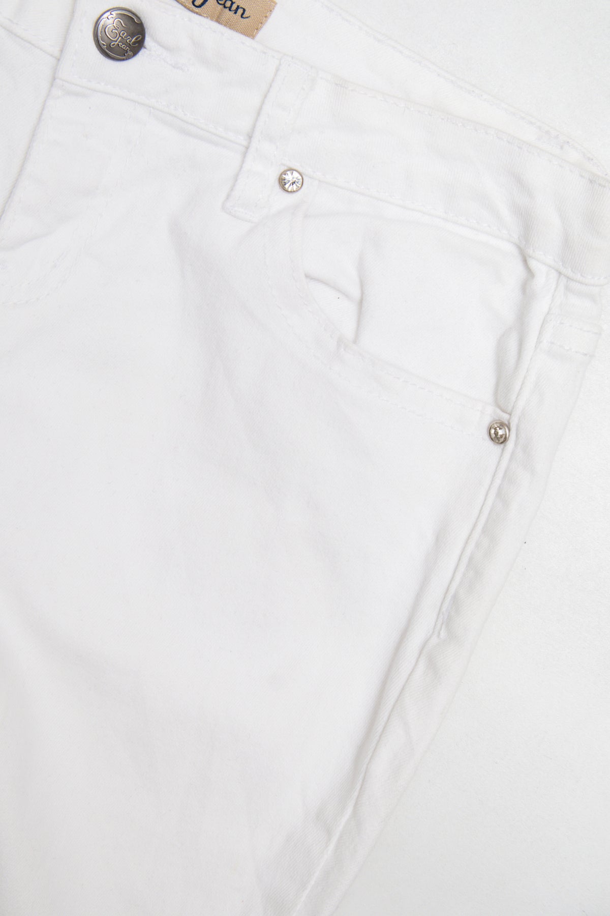 #077 Earl Jean Capris White | c. 209 | Size 6