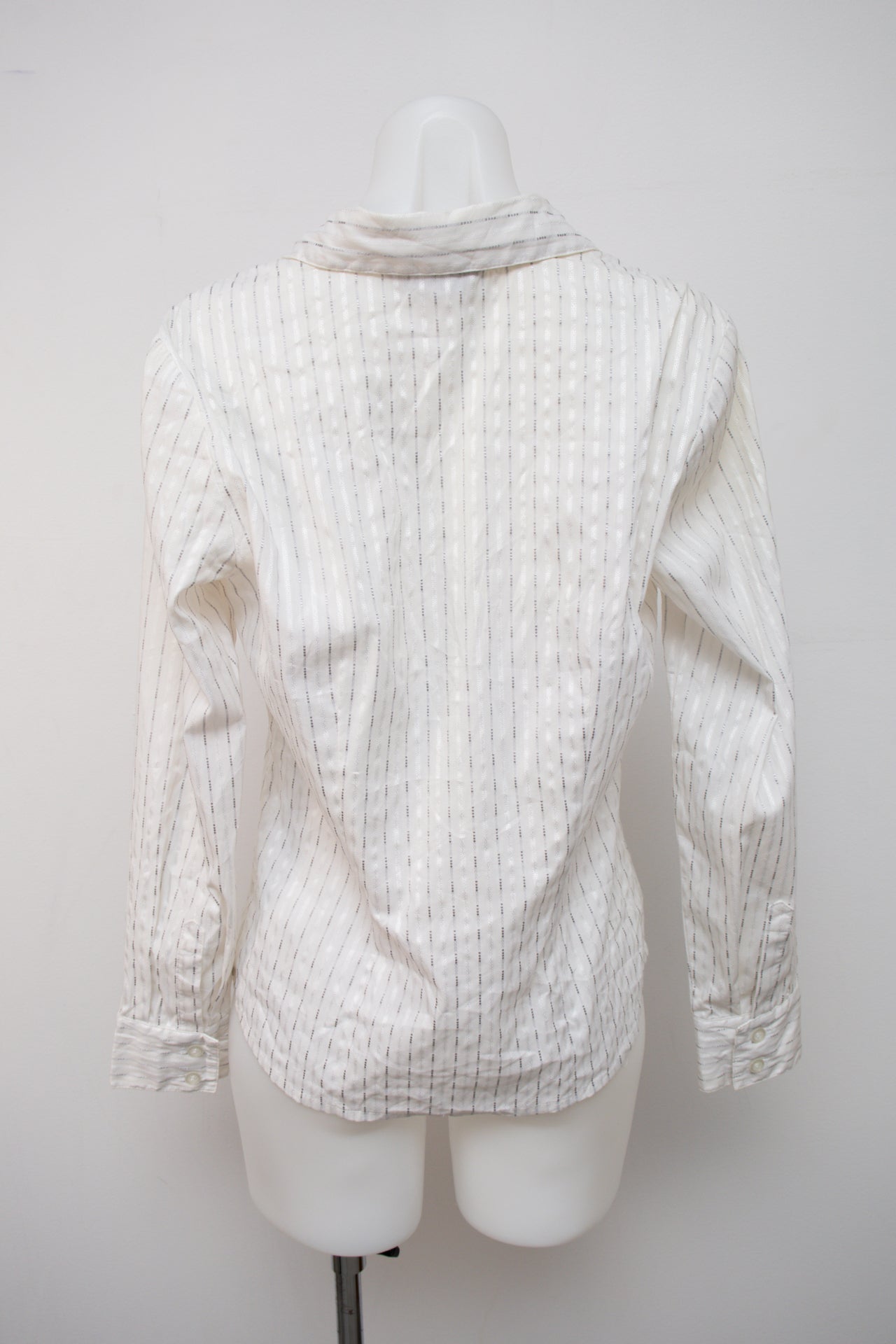 #034 Investments T-shirt White | c. | Size 12