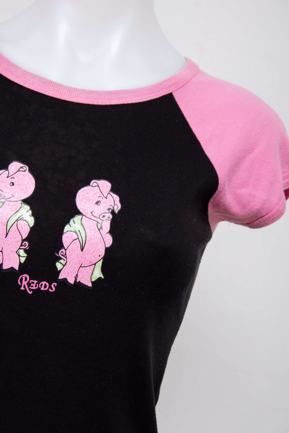 #033 R3ds T-shirt Black | c. 209 | Size 10