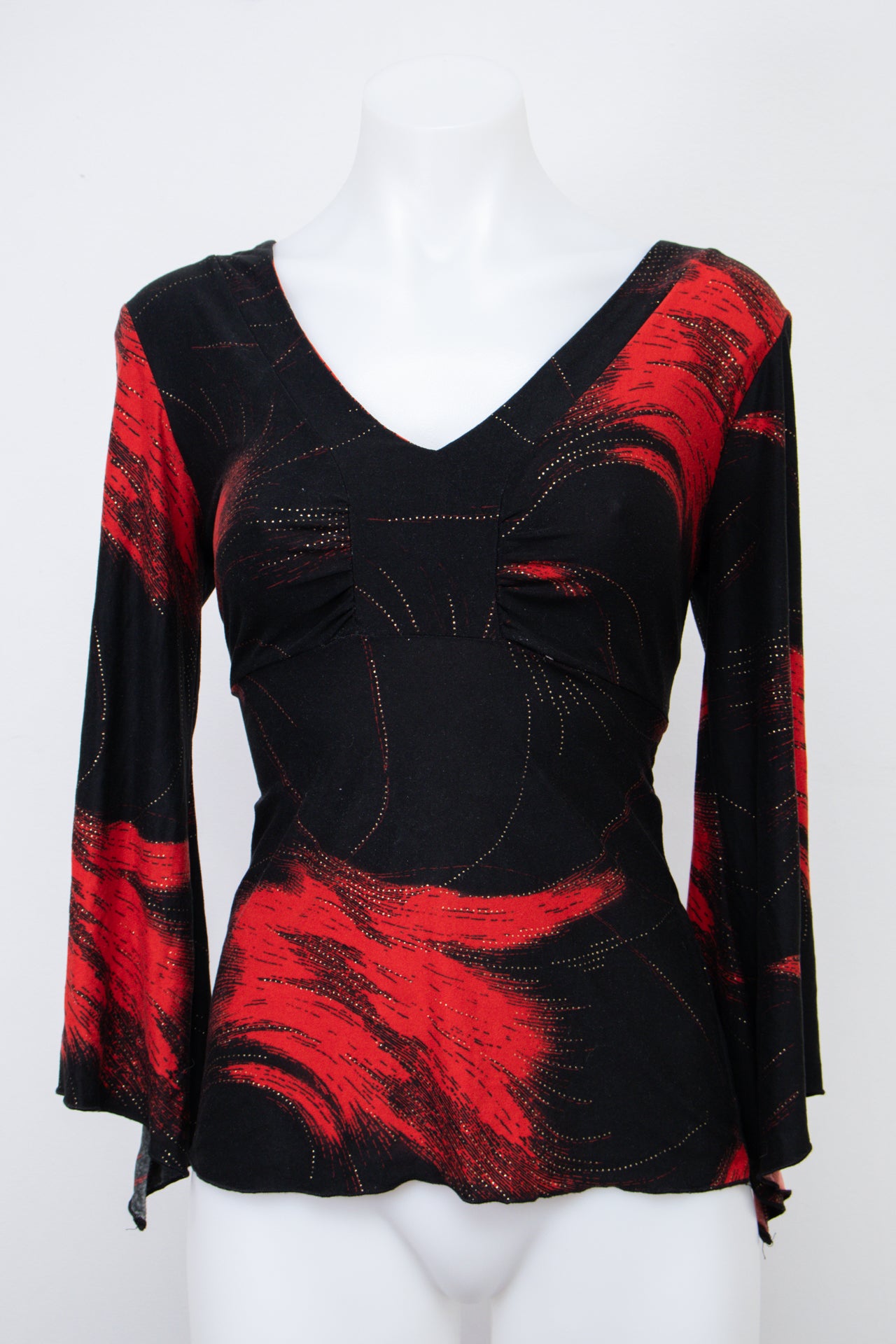 #083 Xi Top Black | c. 200 | Size 8