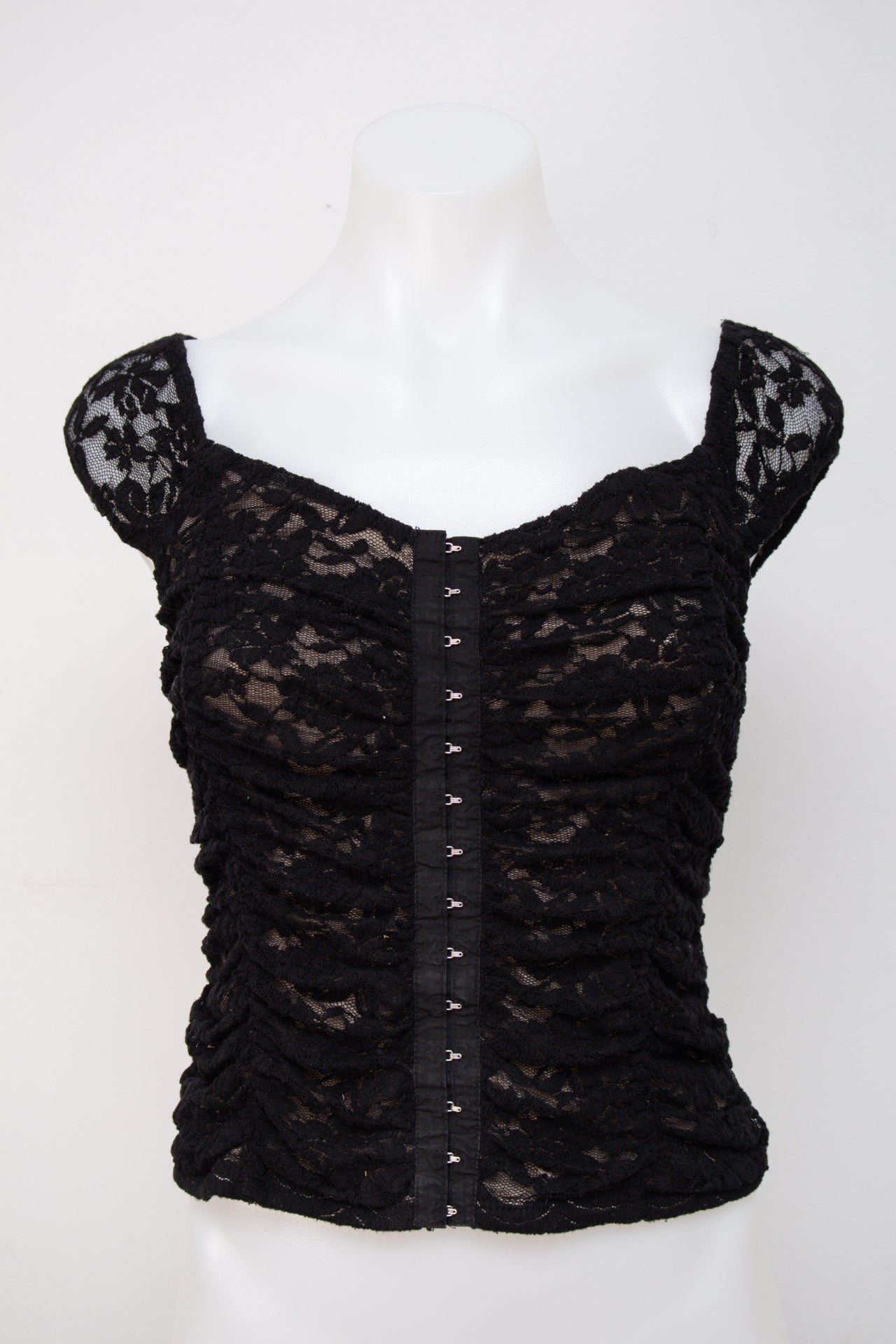 #055 Moa Moa Cami Top Black | c. 199 | Size 8/10