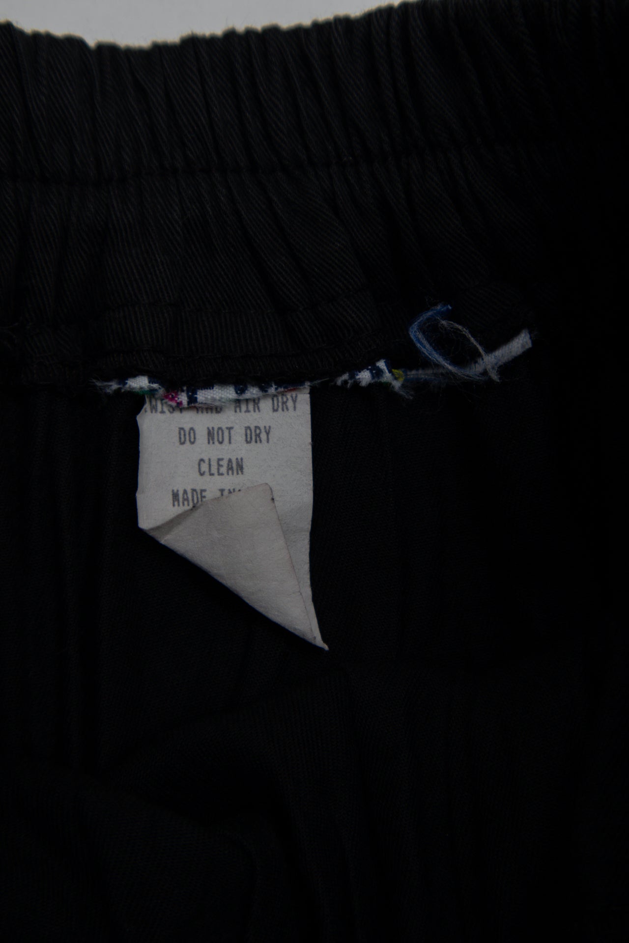 #162 Skirt Black | c. 197 | Size 4/6