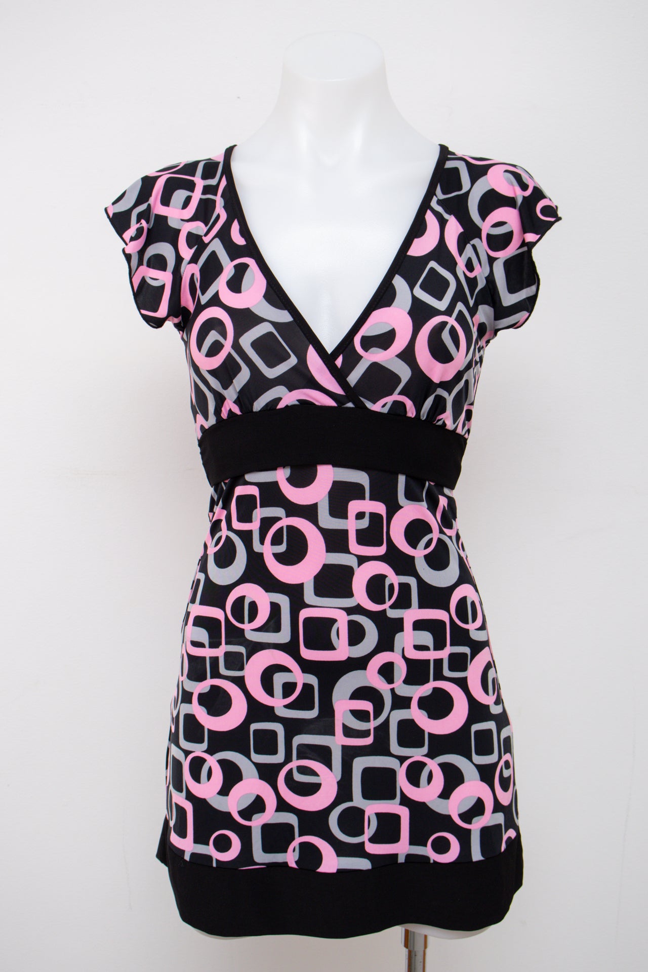#037 Body Central Cami Top Black | c. 201 | Size 8