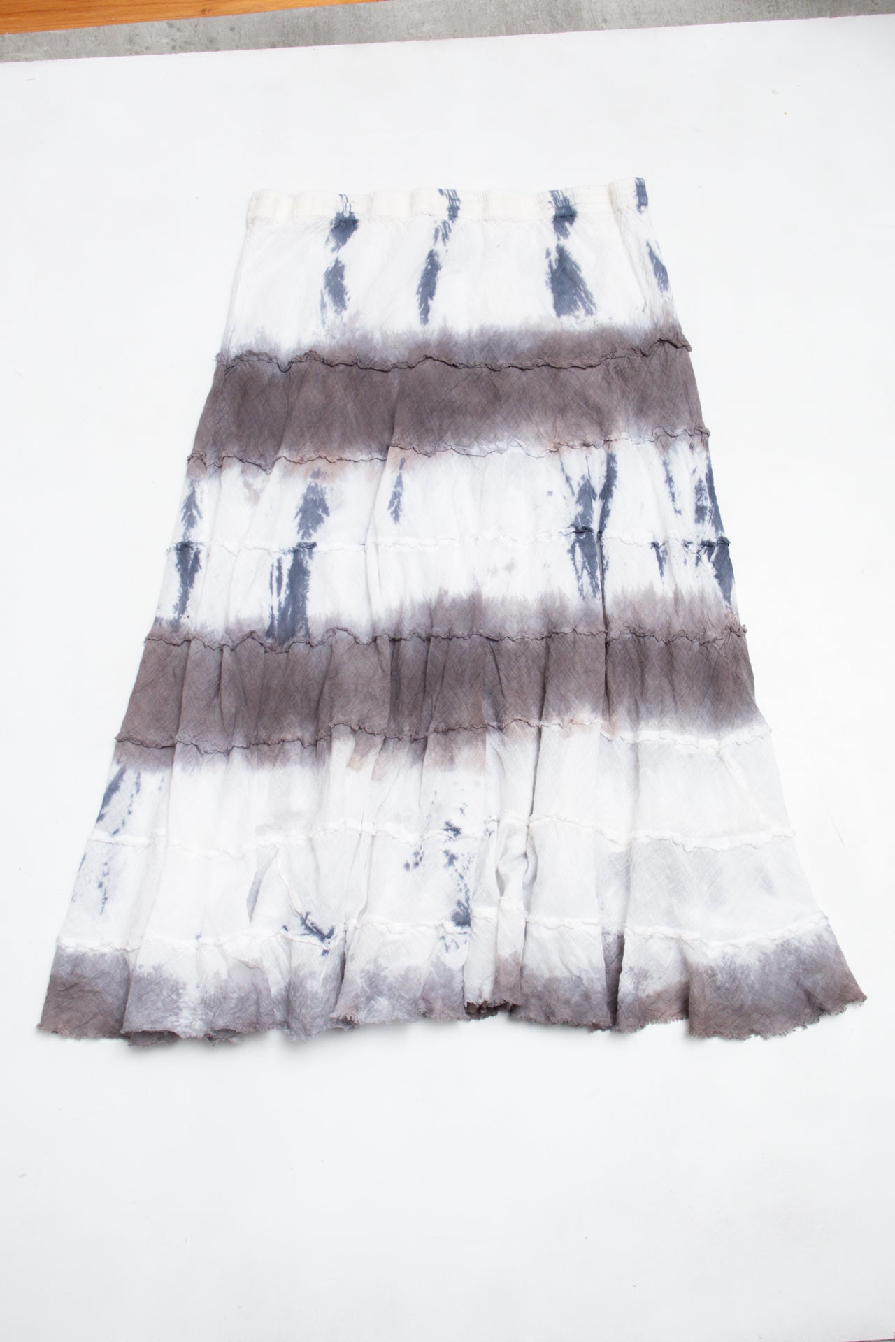 #143 Metrowear Skirt Gray | c. 202 | Size 10/12