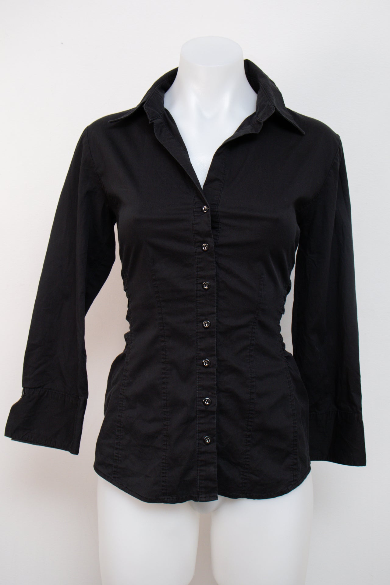 #073 New York & Company T-shirt Black | c. | Size 8