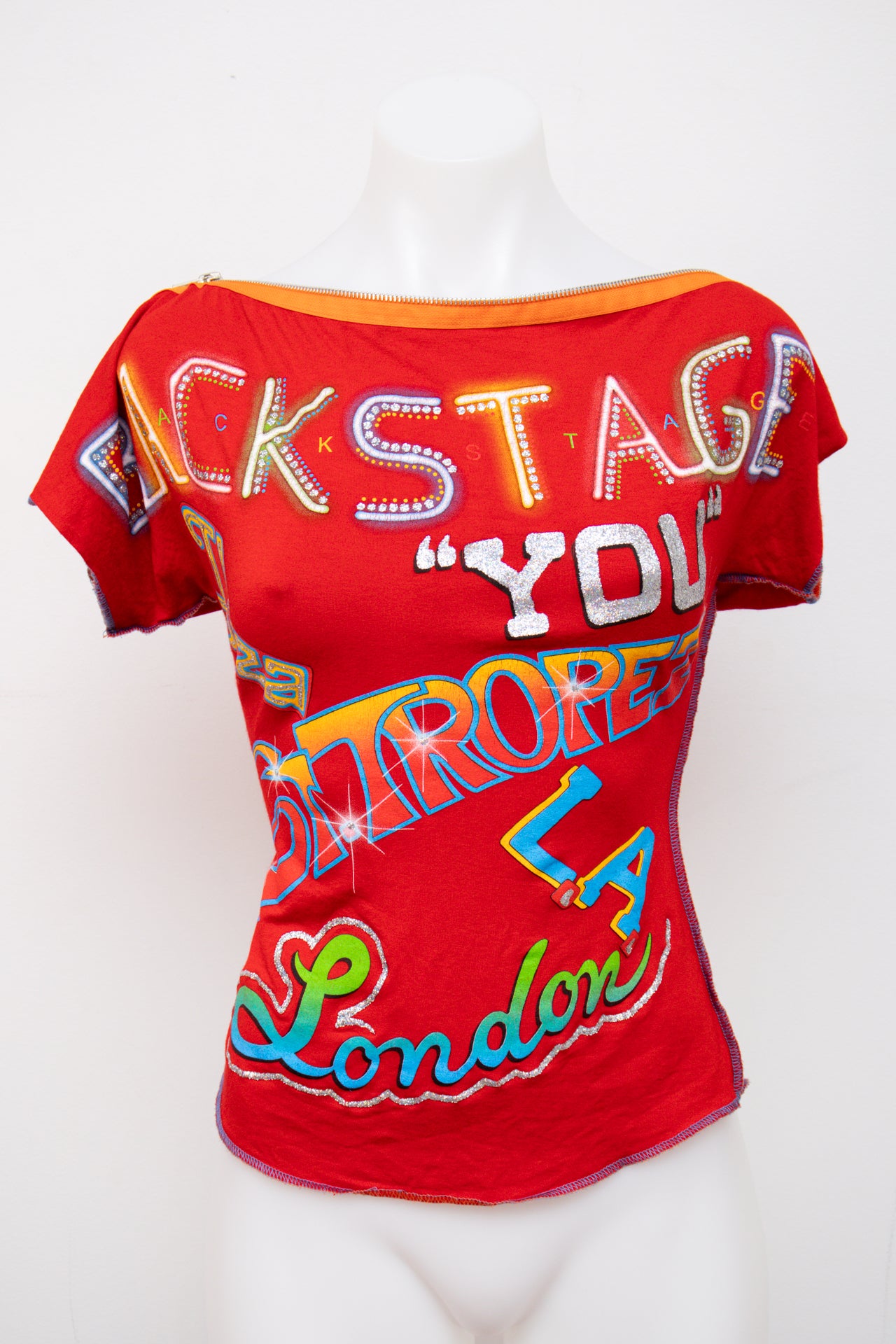 #006 Y.o.u. T-shirt Red | c. 202 | Size 8