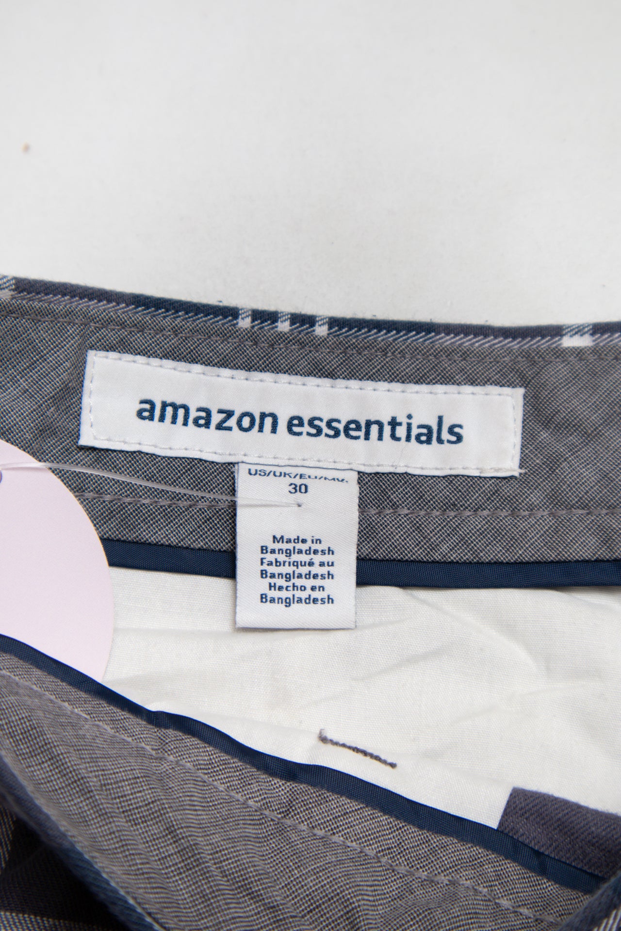 #62 Amazon Essentials Shorts Navy | c. 186 | Size 8/10