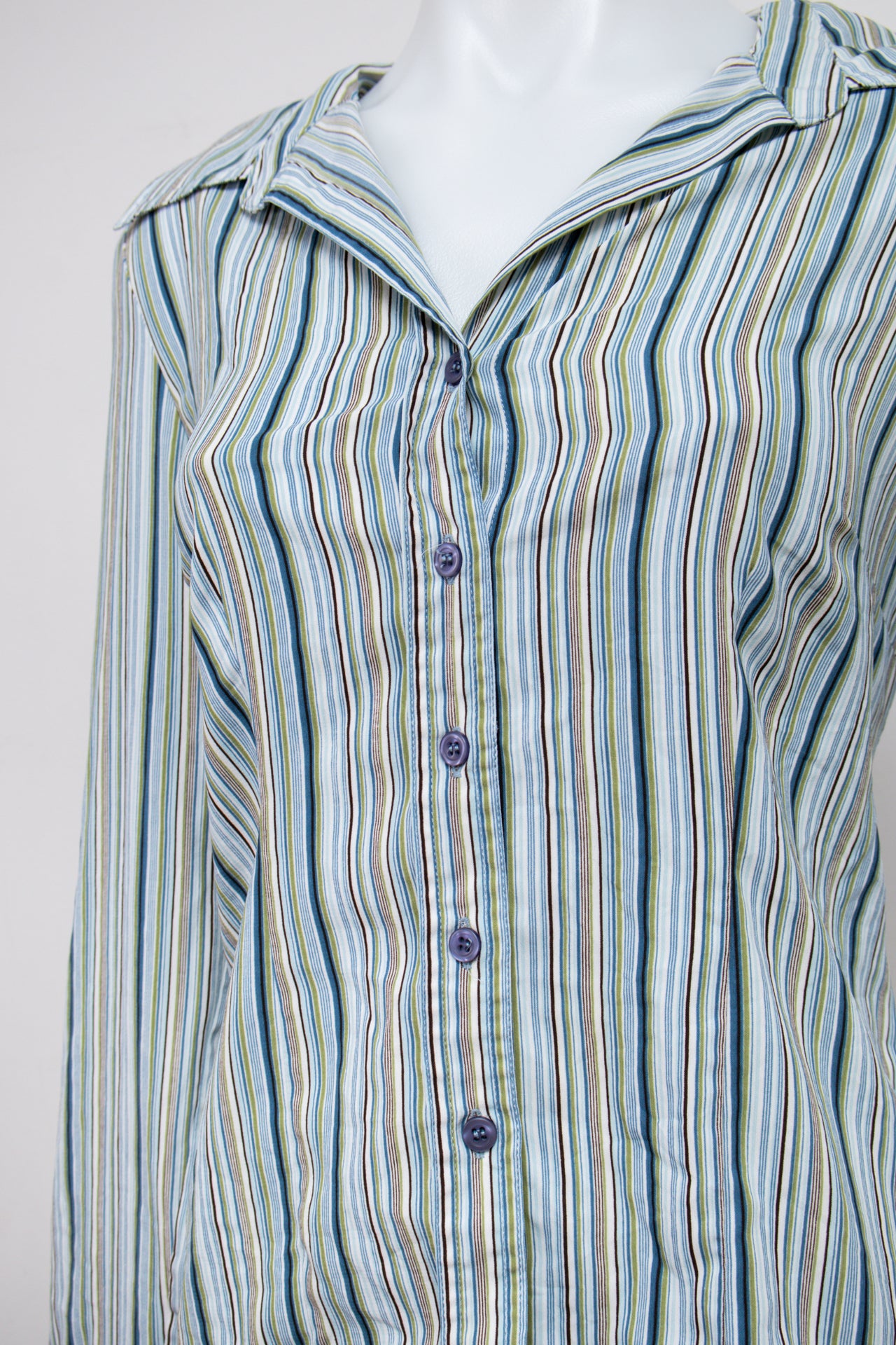 #053 Denver Hayes Long Sleeve Blue | c. 213 | Size 10
