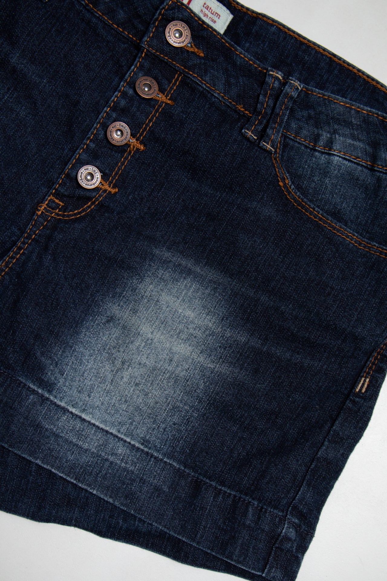 #120 Levi's Shorts Blue | c. 189 | Size 8
