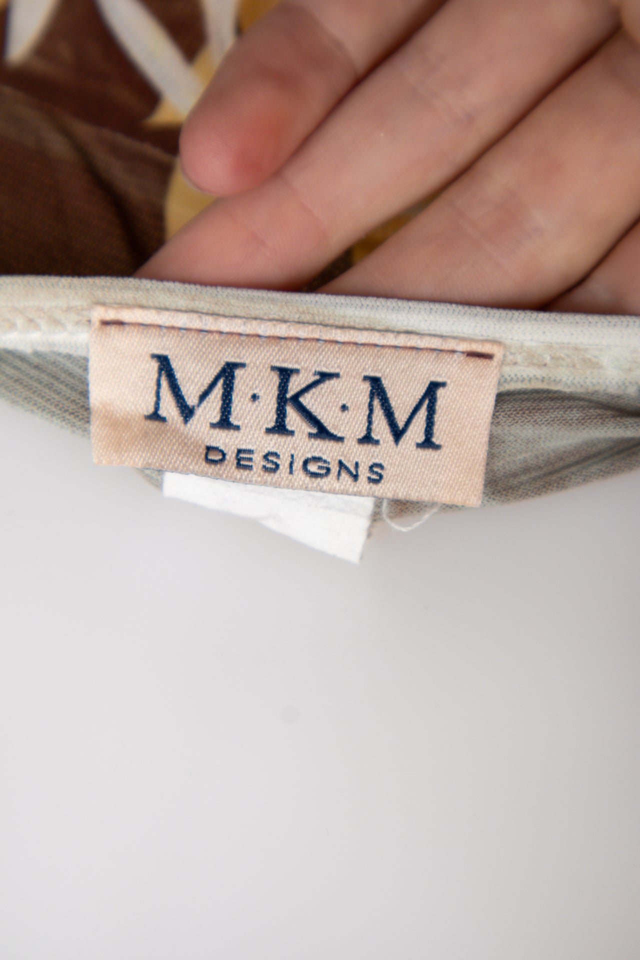 #96 M.k.m Mini Skirt White | c. 194 | Size 8