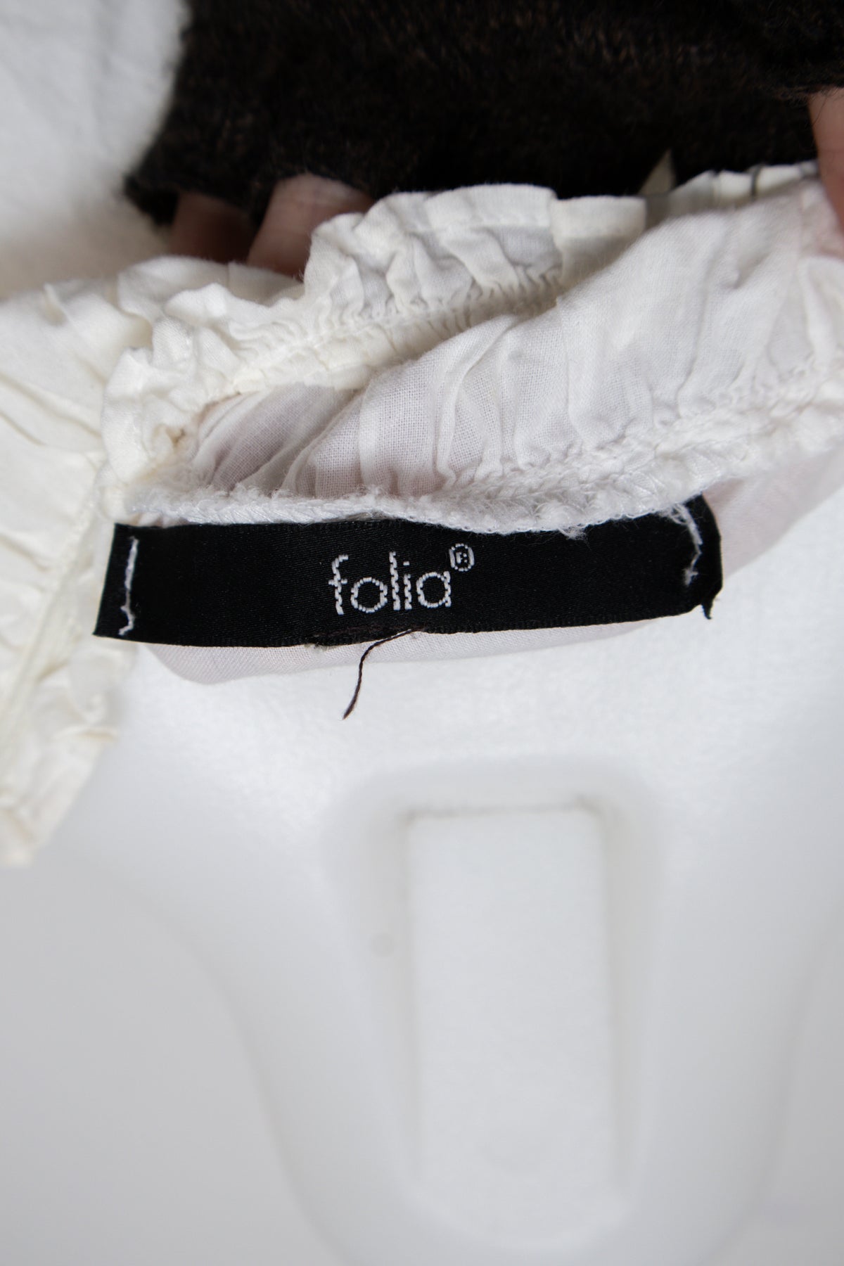 #022 Folia Short Sleeve White | c. 209 | Size 8