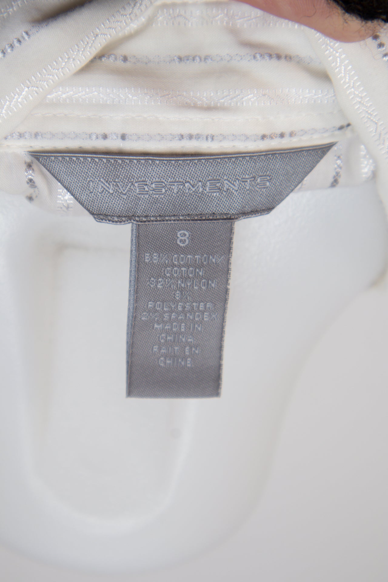#034 Investments T-shirt White | c. | Size 12