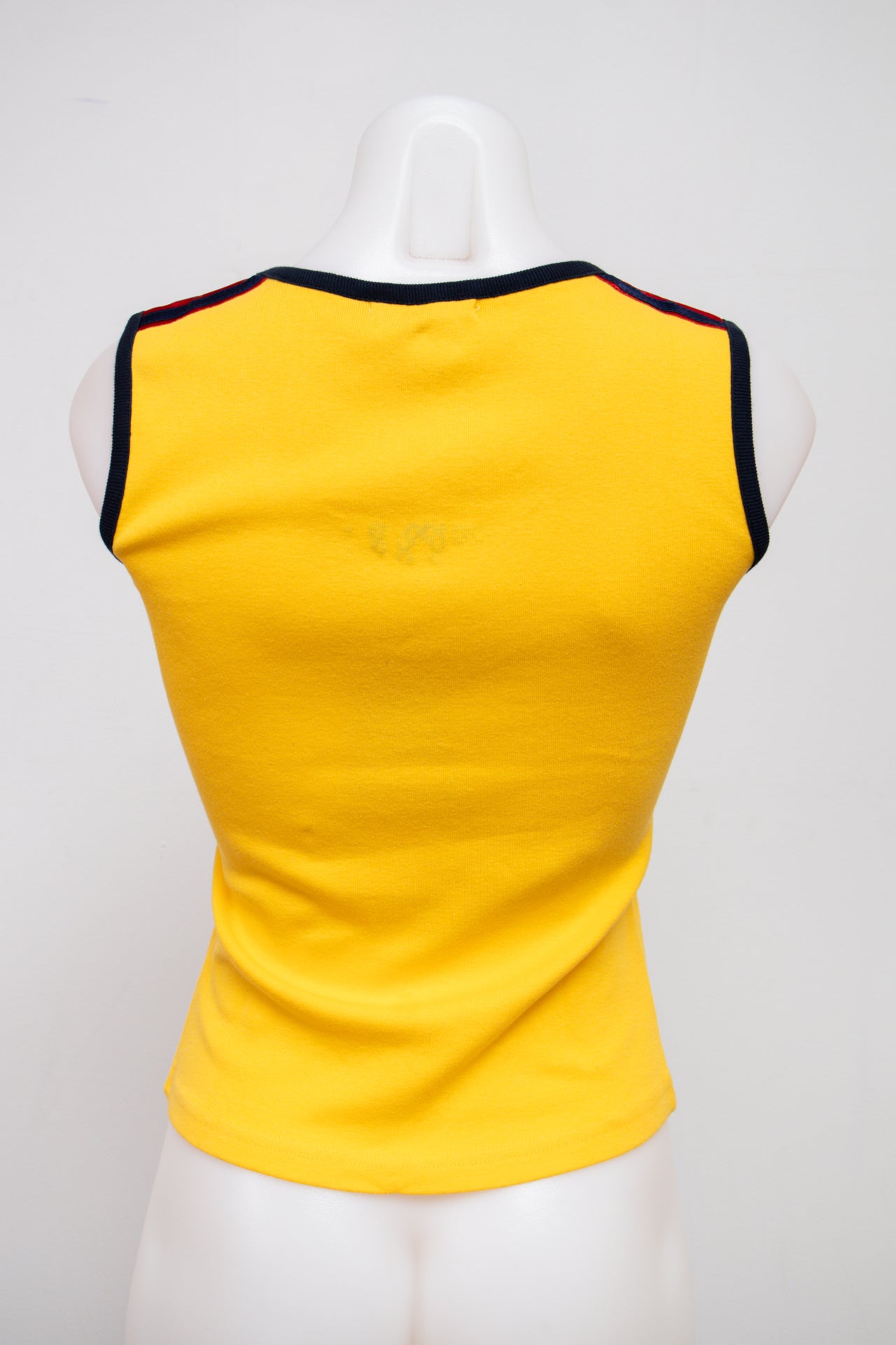 #037 Severity Tank Yellow | c. 213 | Size 8