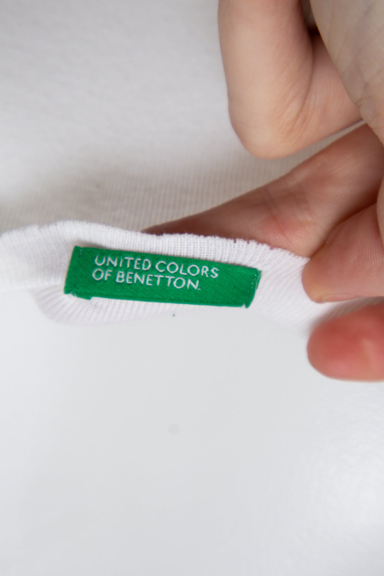 #040 United Colors Of Benetton Tank Top White | c. 204 | Size 8