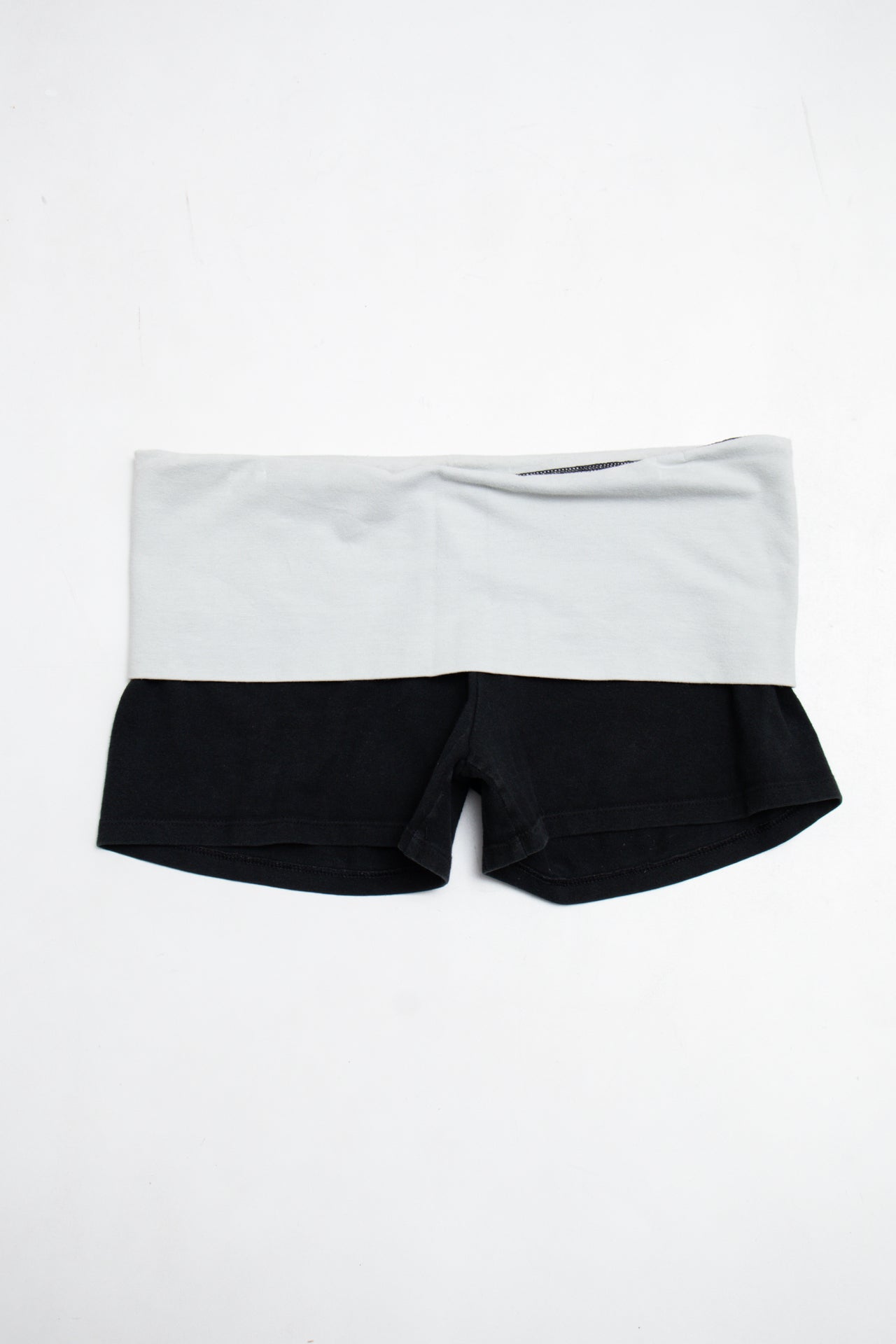 #110 Victoria's Secret Pink Shorts Black | c. 202 | Size 8