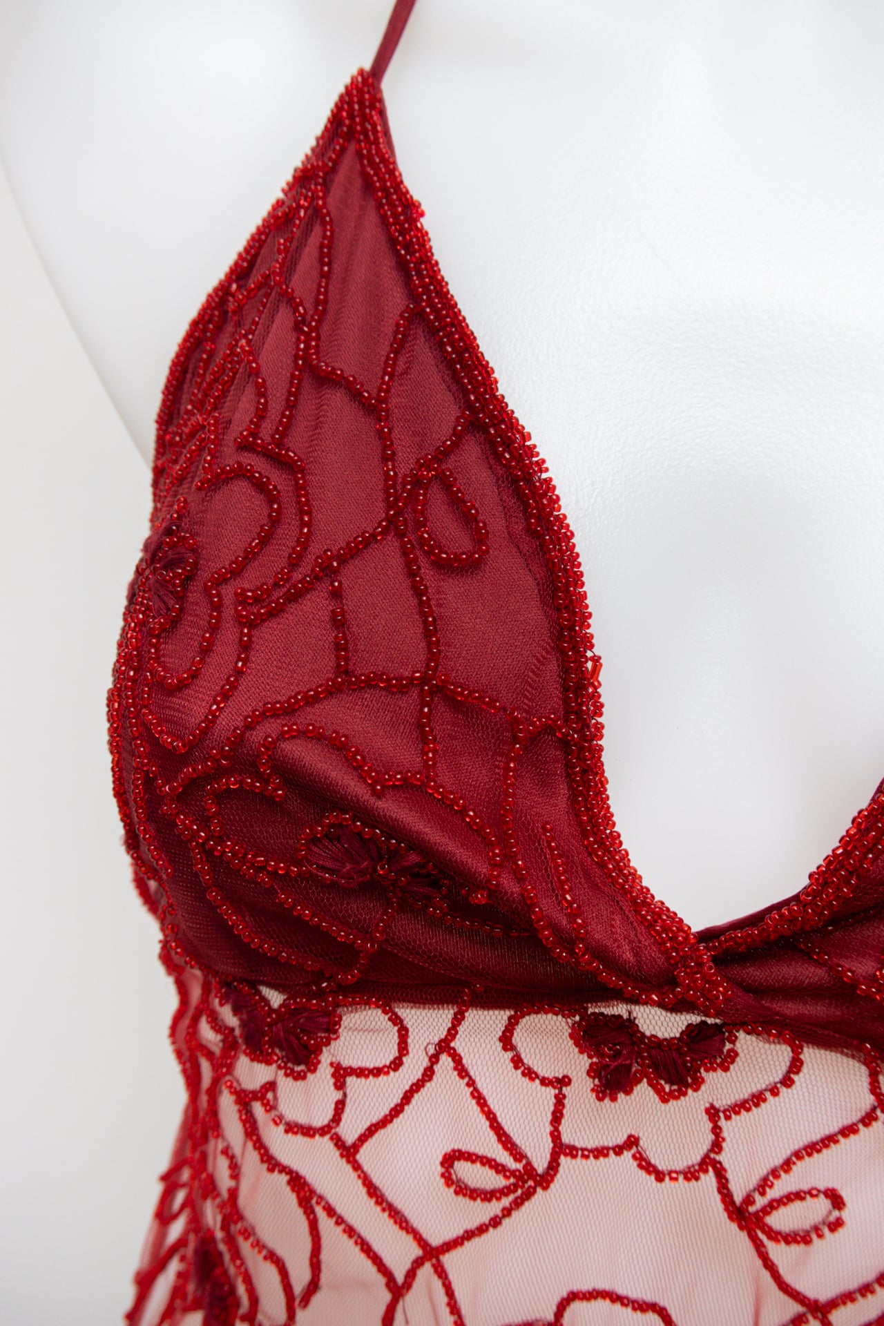 # Halter Top Red | c. | Size