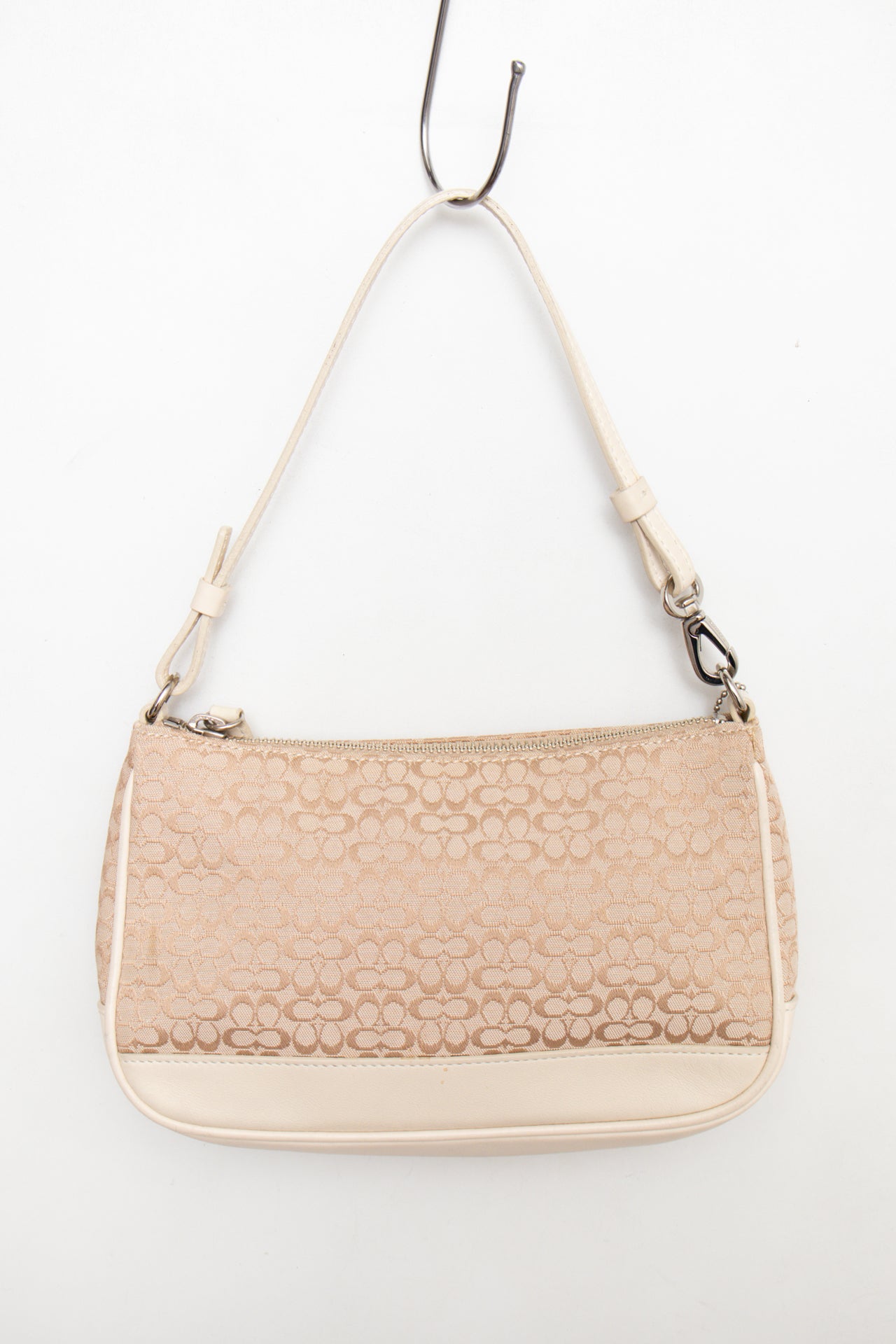 #210 Coach Shoulder Bag Beige | c. 190 | Size