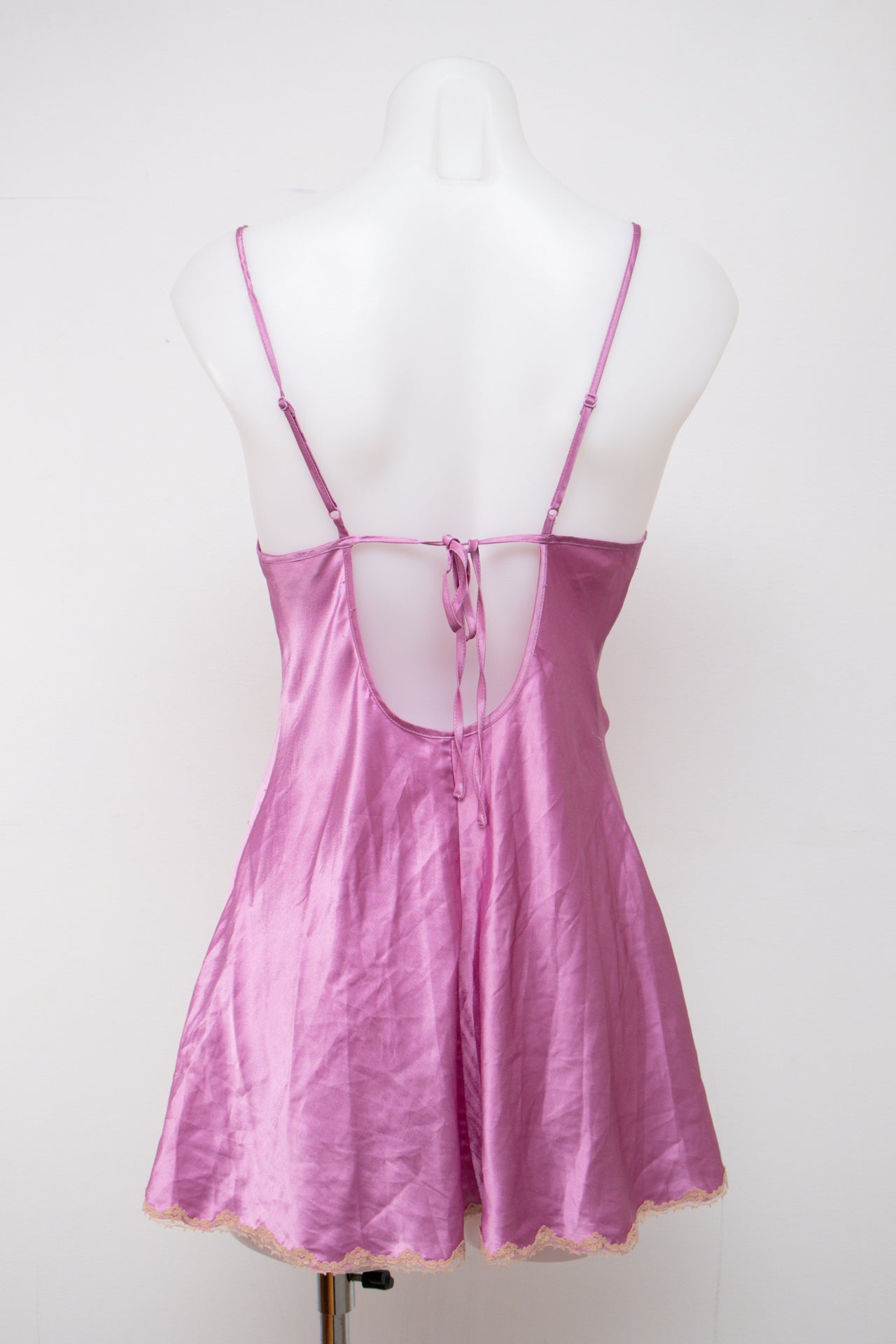 #090 Victoria's Secret Camisole Pink | c. 201 | Size 8