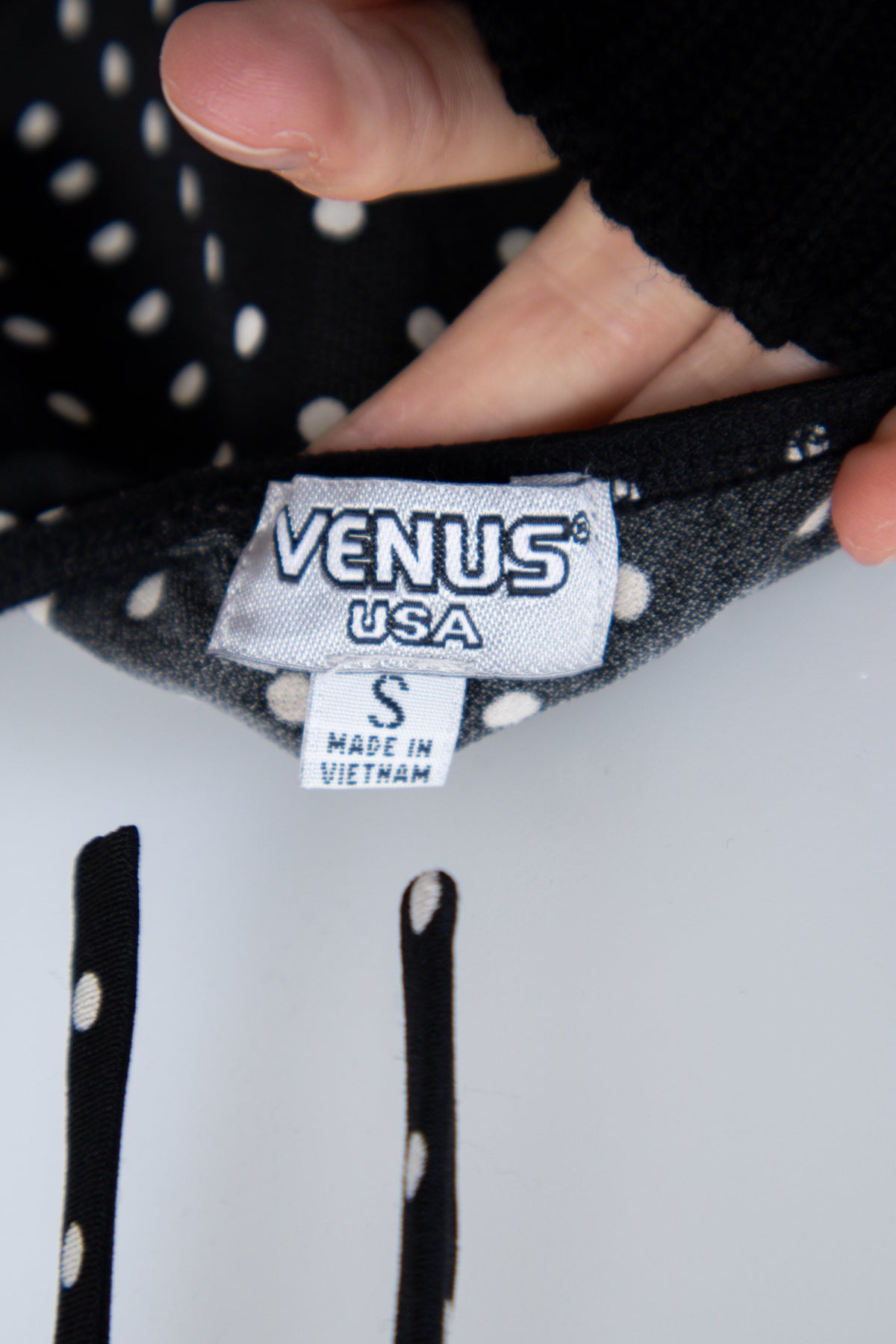#067 Venus Halter Top Black | c. 207 | Size 8