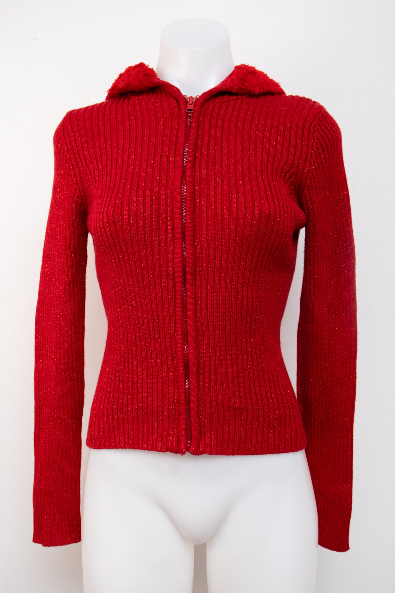 #129 Sweater Project T-shirt Red | c. | Size 8