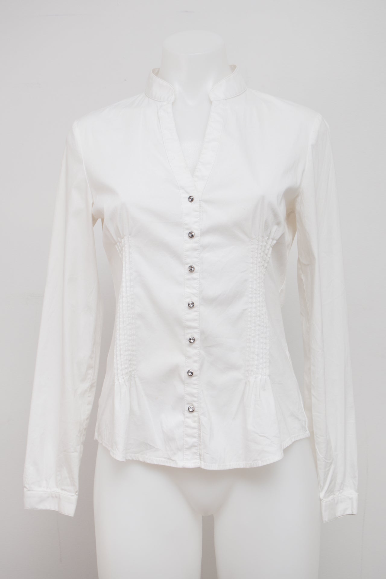 #058 Express Design Studio Long Sleeve White | c. 213 | Size 8