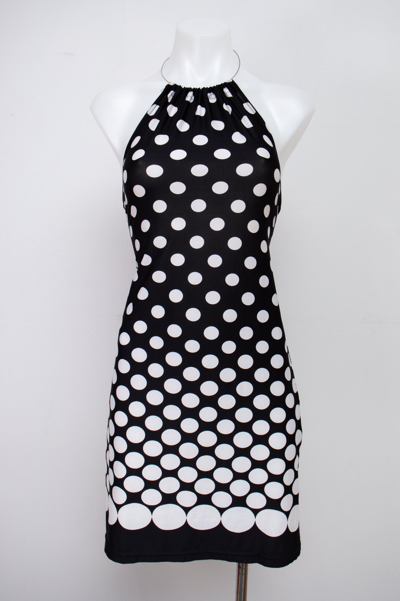#137 No Excuse Halter Top Black | c. 198 | Size 8