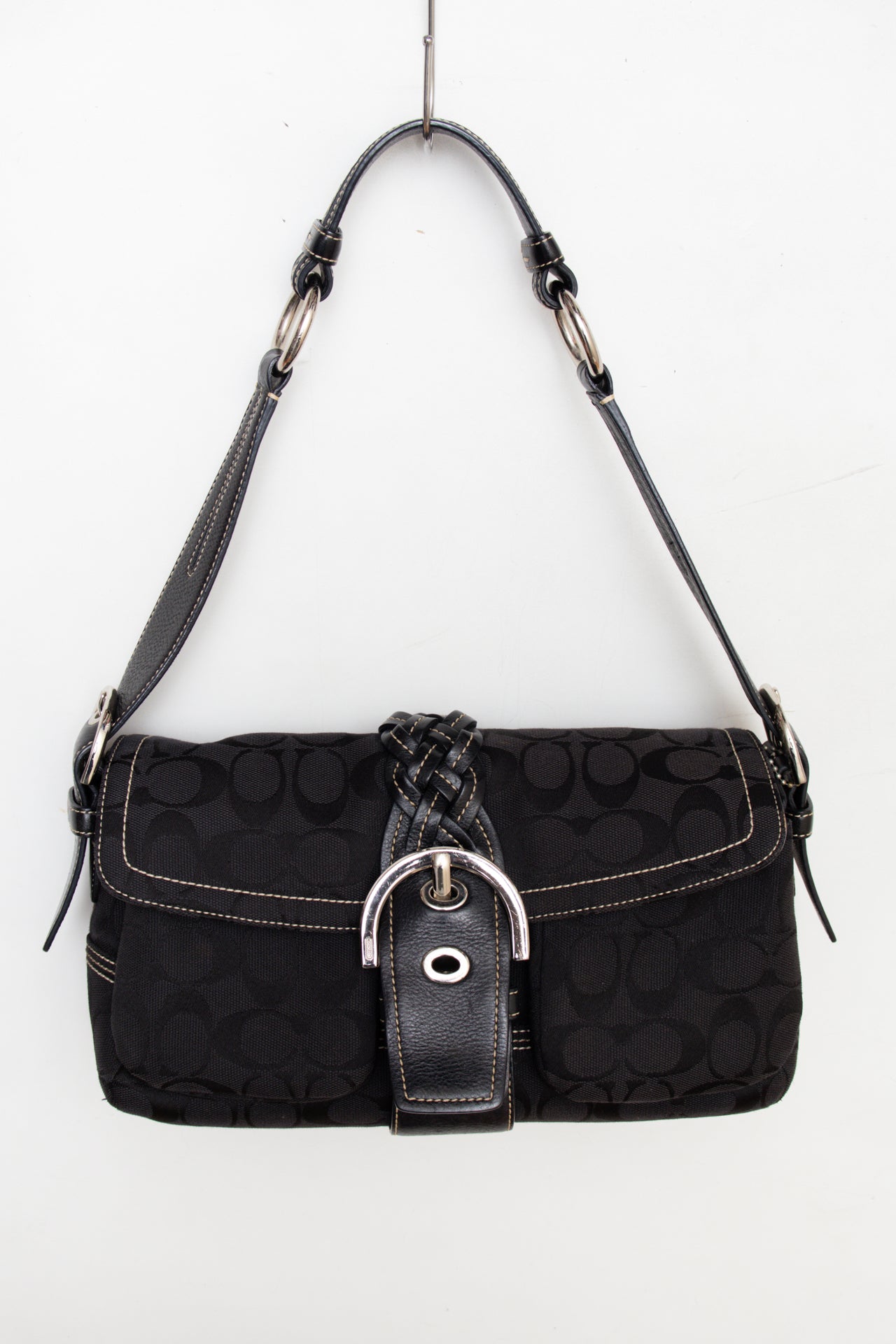 #211 Coach Shoulder Bag Black | c. 194 | Size