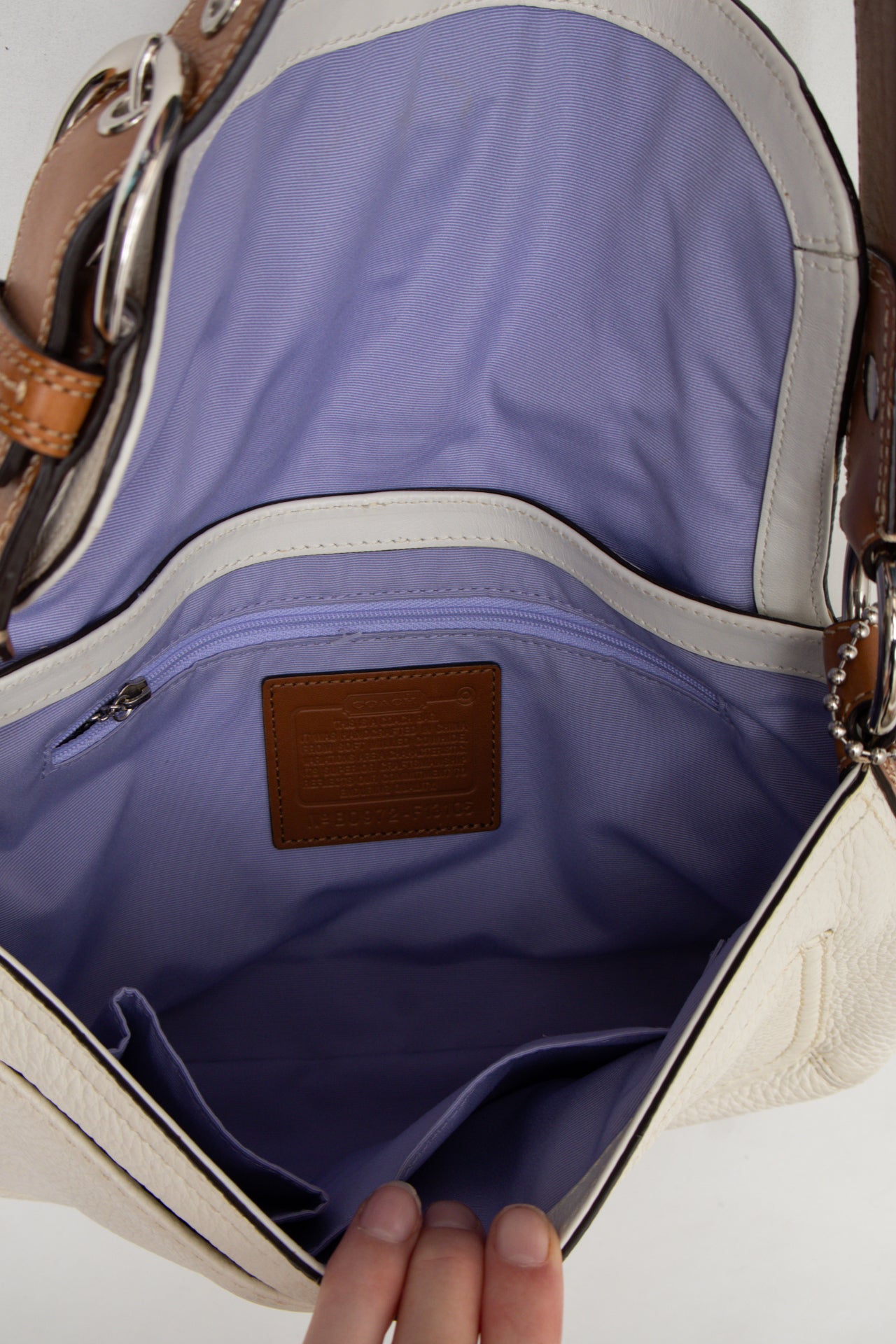 #159 Coach Shoulder Bag White | c. 187 | Size