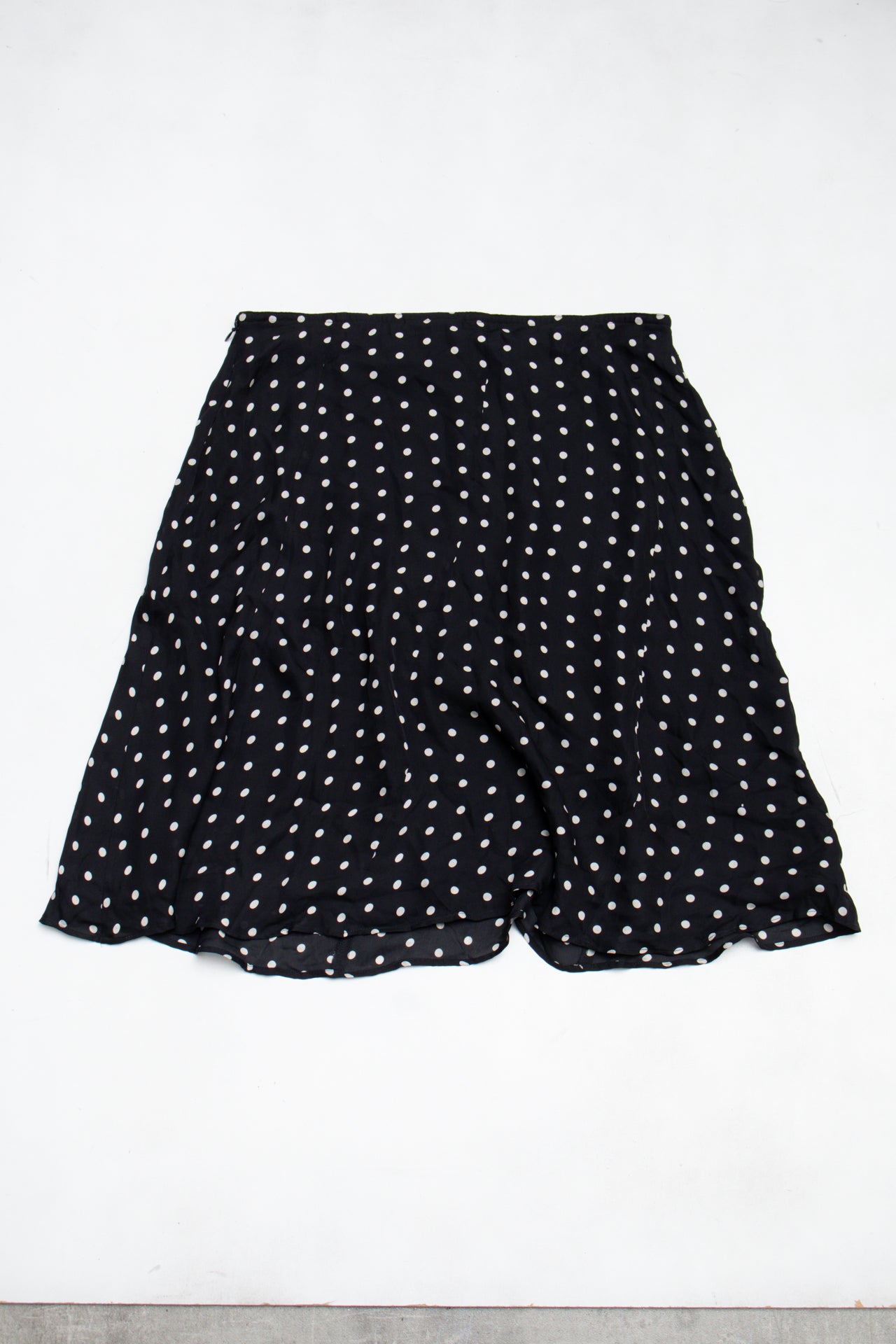 #132 City Dkny Skirt Black | c. 193 | Size 10