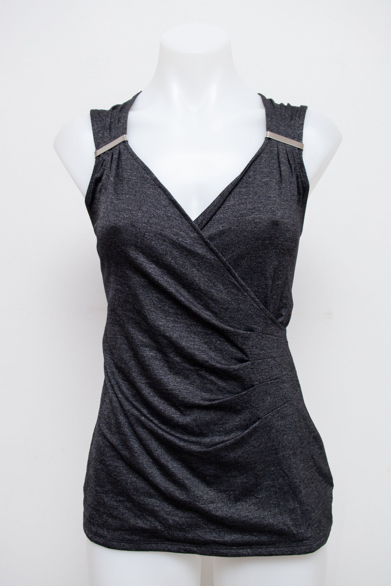 #040 White House Black Market Camisole Top Gray | c. 203 | Size 8
