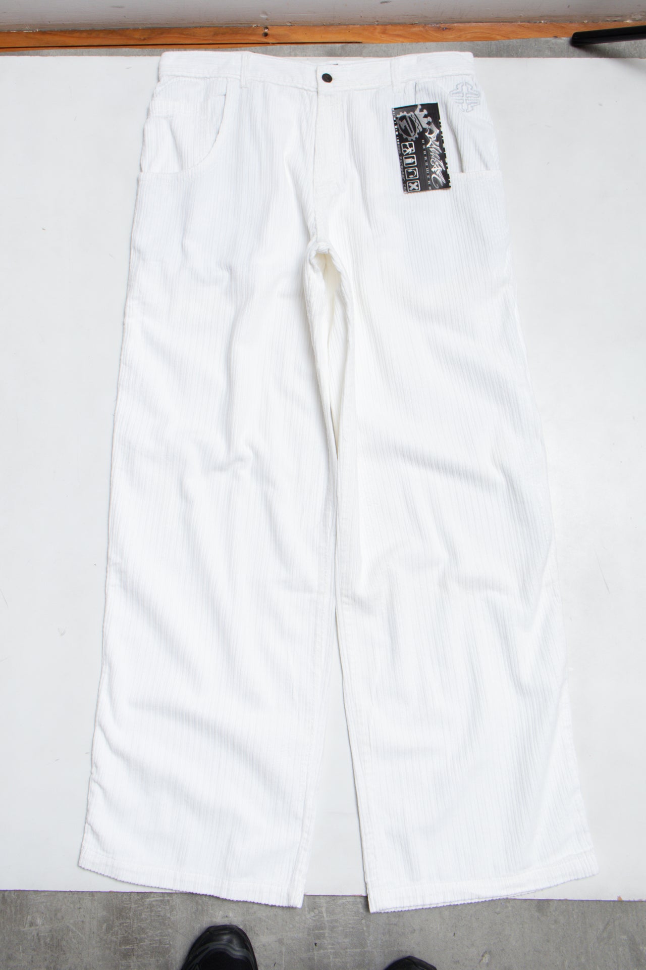 #176 Phat Farm Pants White | c. 192 | Size 16