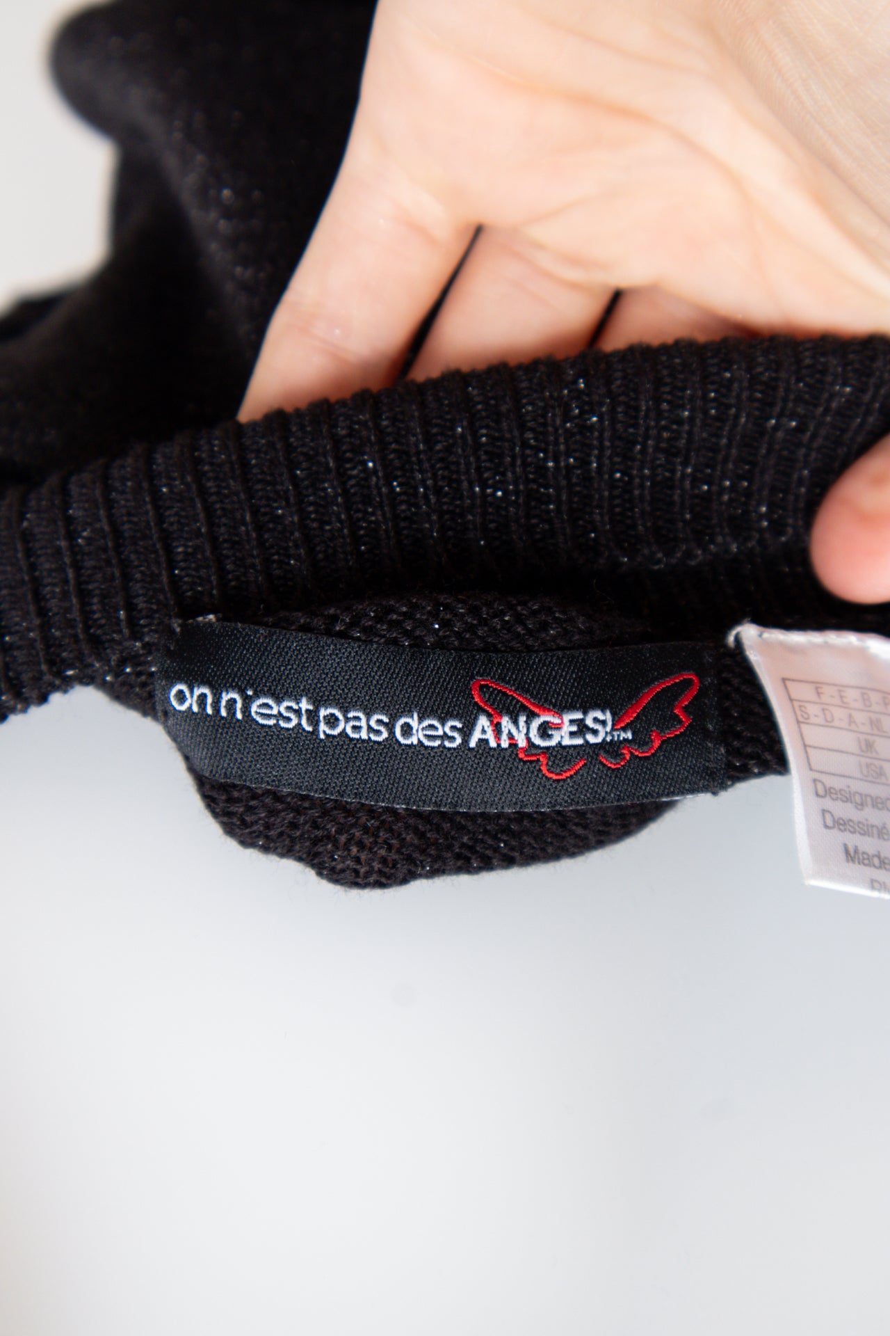 #21 On N'est Pas Des Anges Camisole Top Black | c. 190 | Size 8