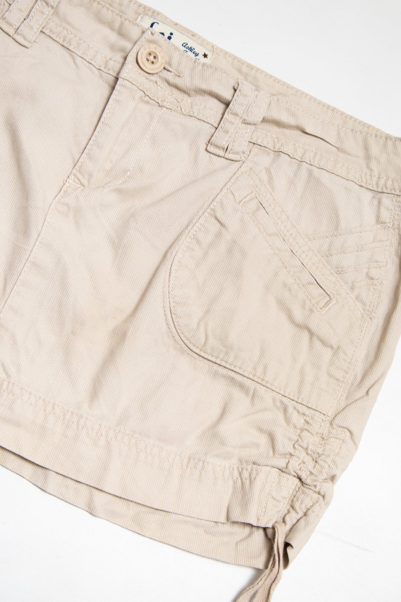 #138 L.e.i. Ashley Trouble Mini Skirt Beige | c. 189 | Size 12