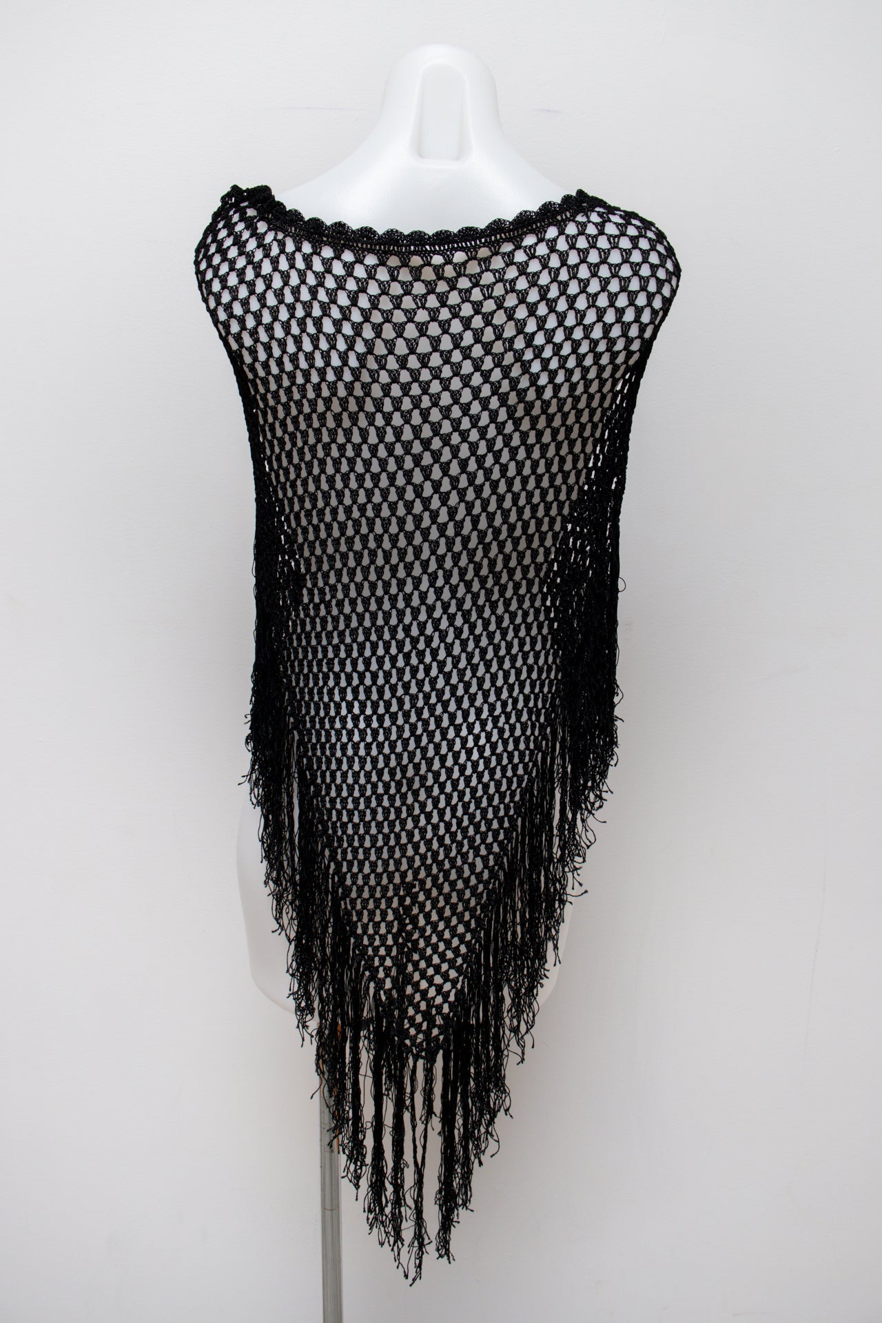 #208 Camisole Top Black | c. 192 | Size