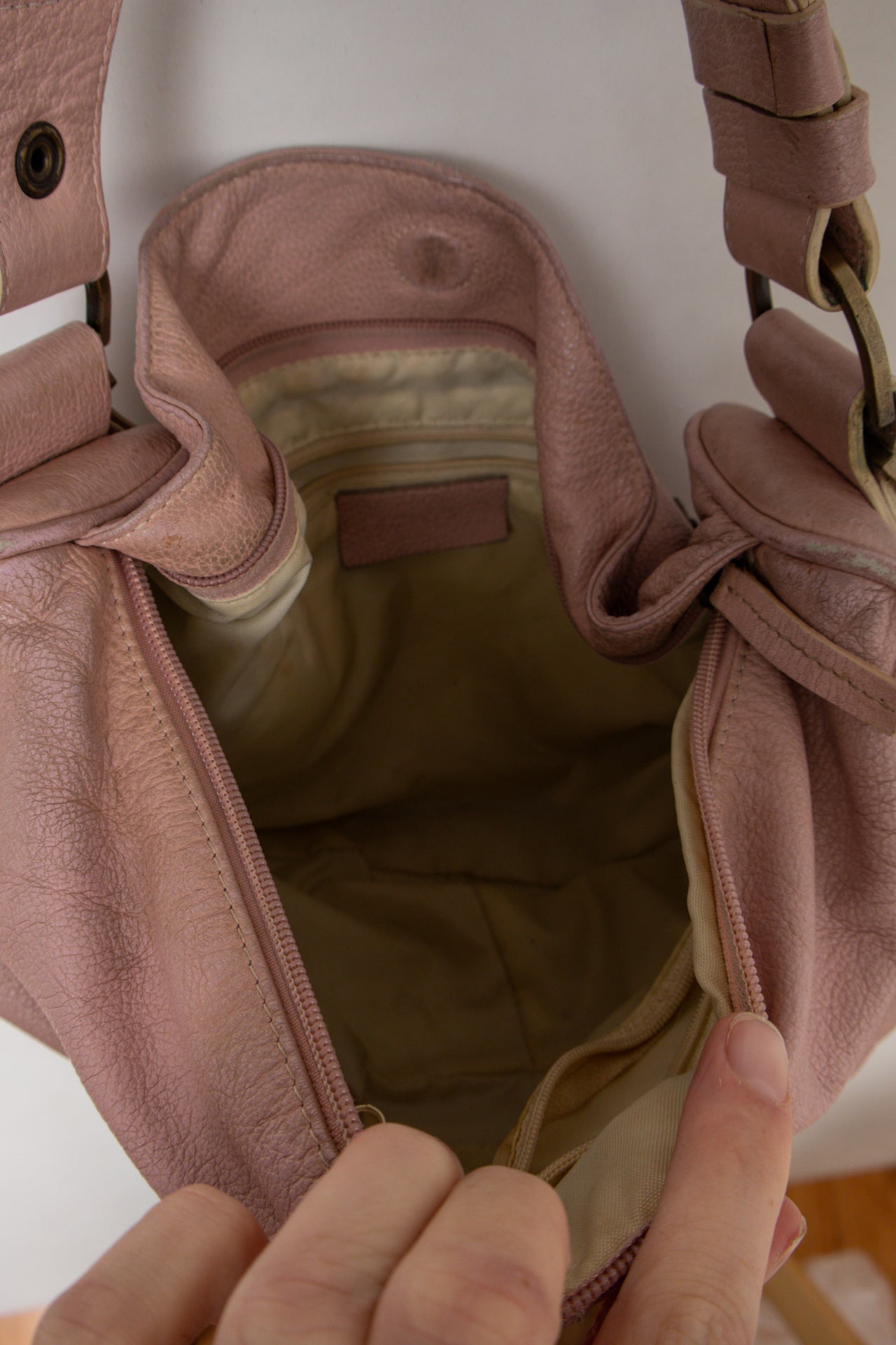 #187 Shoulder Bag Pink | c. 189 | Size