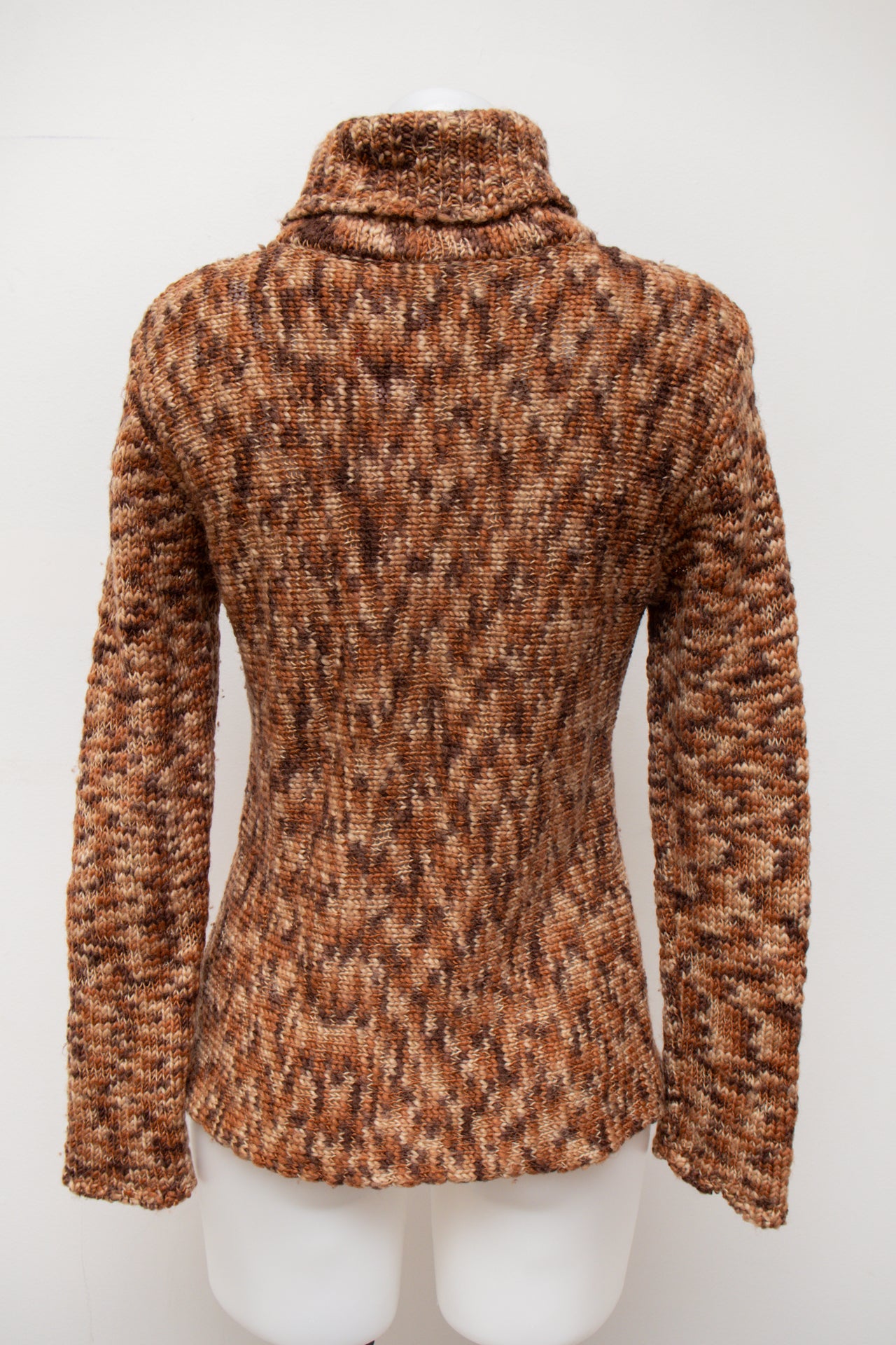 #147 T-shirt Brown | c. 179 | Size 6/8
