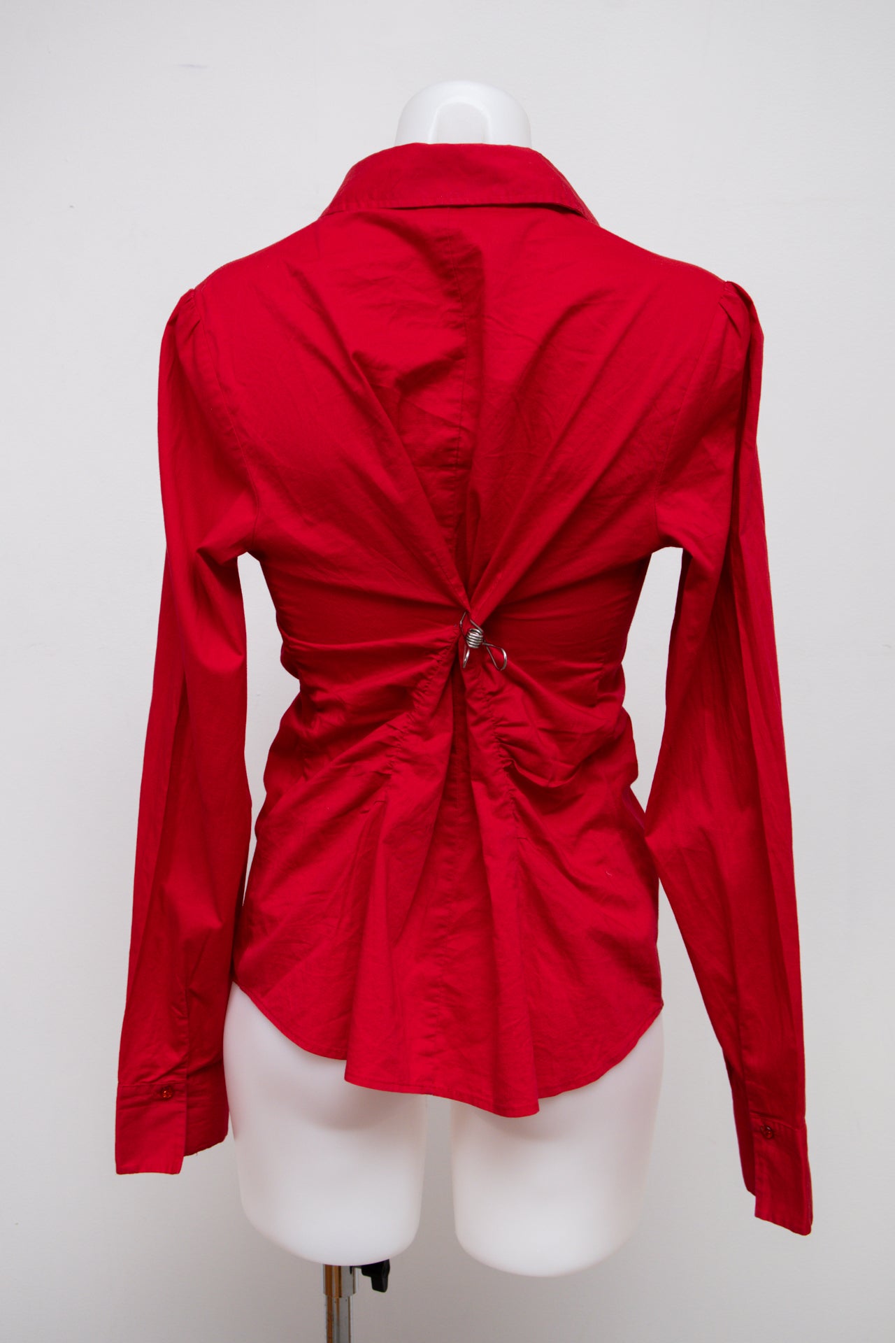#048 New York & Company Long Sleeve Red | c. 213 | Size 8