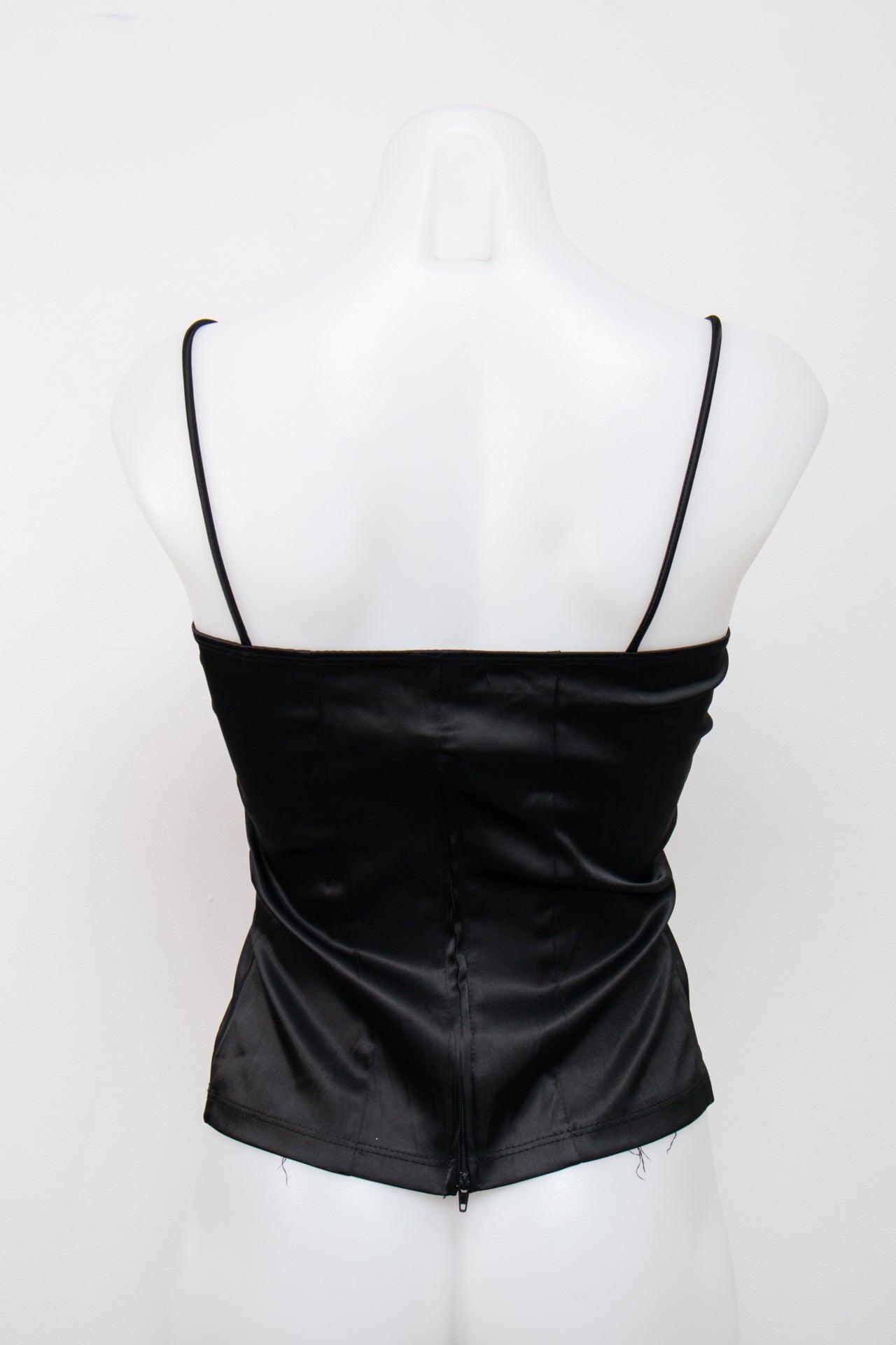 #137 Weather Vane Cami Top Black | c. 206 | Size 6