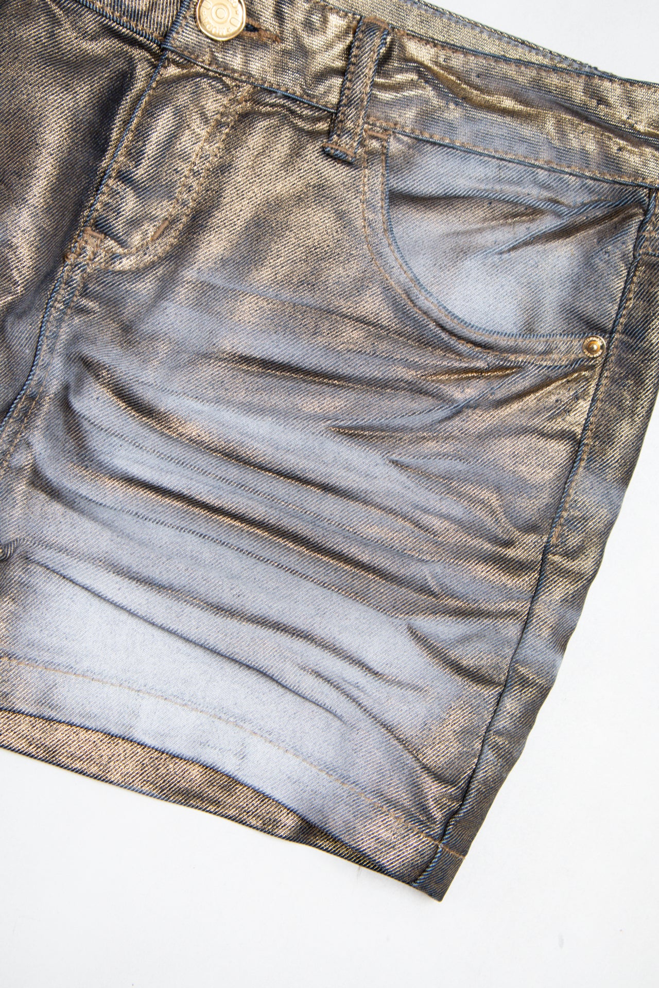 #198 Vero Moda Mini Skirt Gold | c. 199 | Size 8