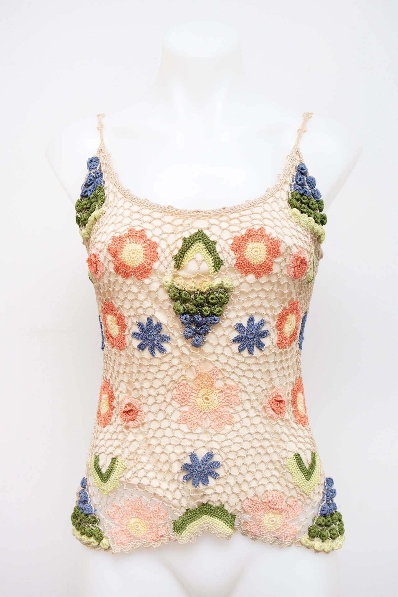 #55 Very Vera Camisole Top Beige | c. 197 | Size 8