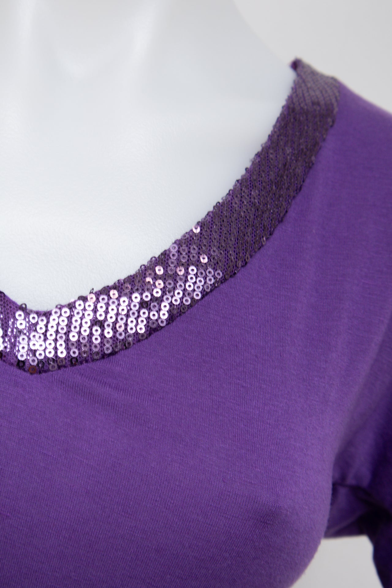 #64 Fantasy T-shirt Purple | c. 195 | Size 10